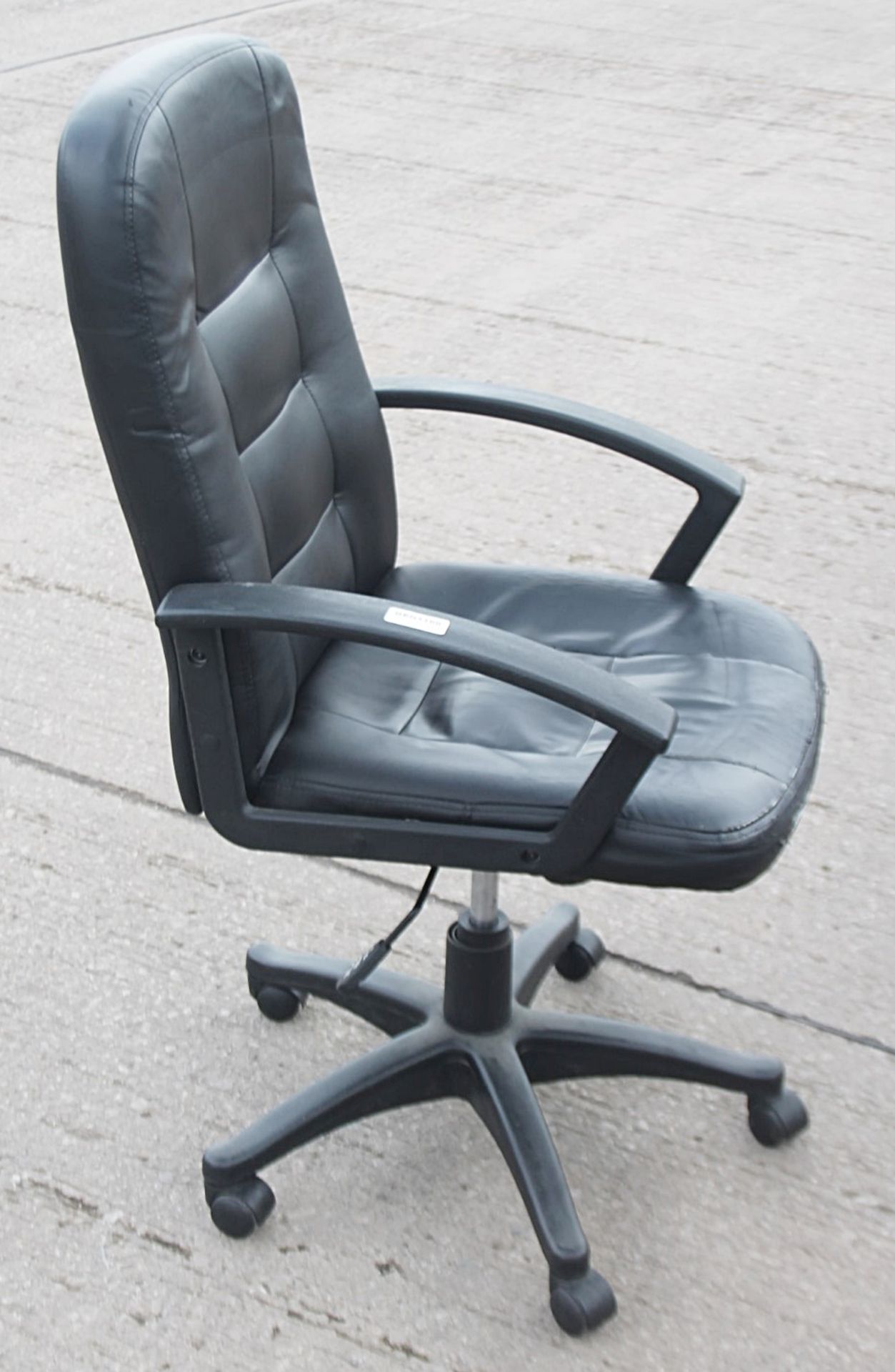 4 x Assorted Office Chairs On Castors - Models Vary - Recently Relocated From An Exclusive - Image 7 of 10