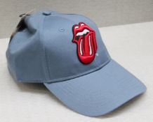 1 x Rolling Stones Baseball Cap Featuring the Iconic Tongue and Lips Logo - Colour: Blue / Red -