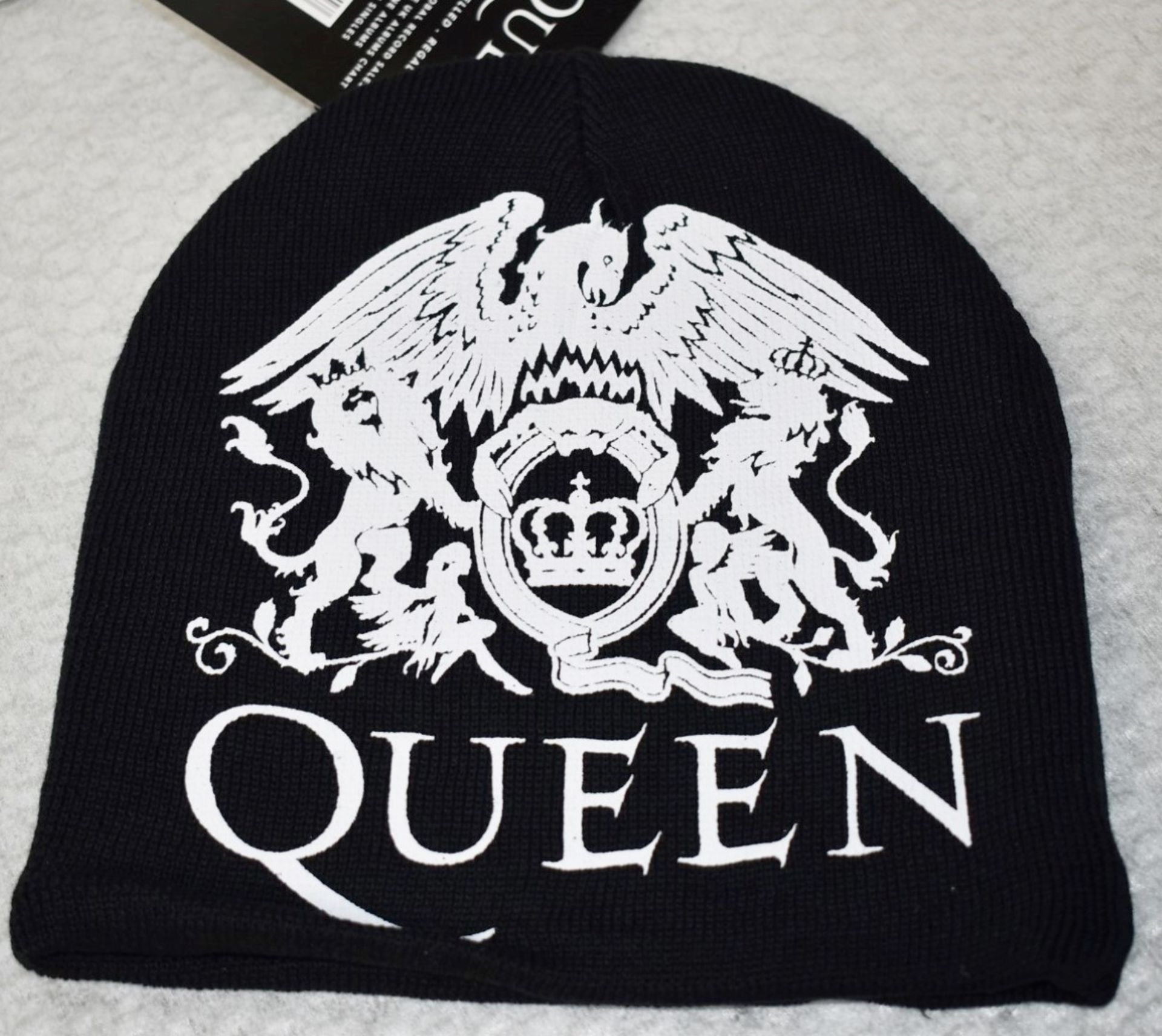 6 x Queen Unisex Beanie Hats - Officially Licensed Merchandise - New With Tags - RRP £108 - Ref: - Image 2 of 6