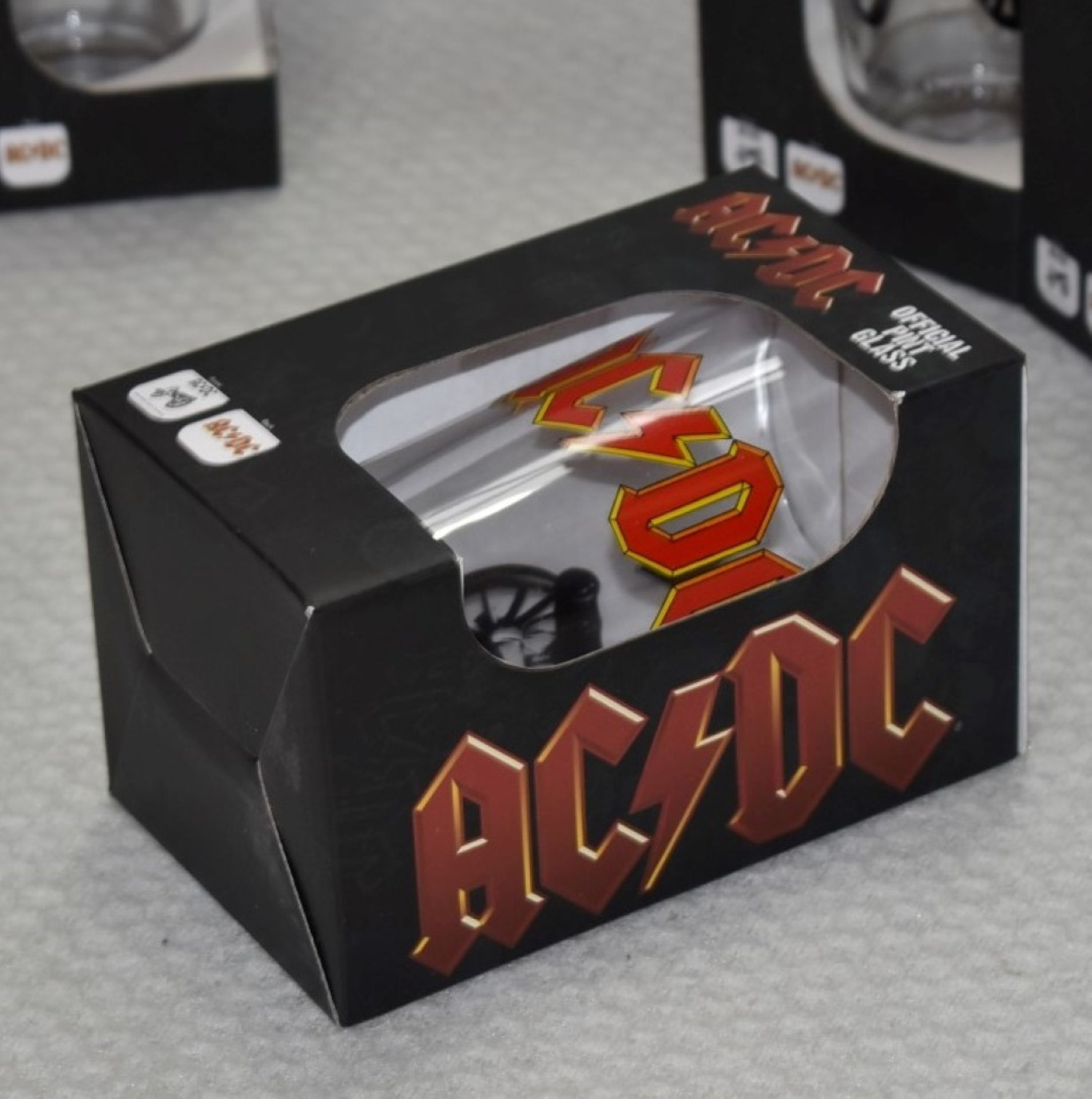 4 x Official ACDC Pint Glasses - Presented in Retail Packaging - Officially Licensed Merchandise - - Image 6 of 7