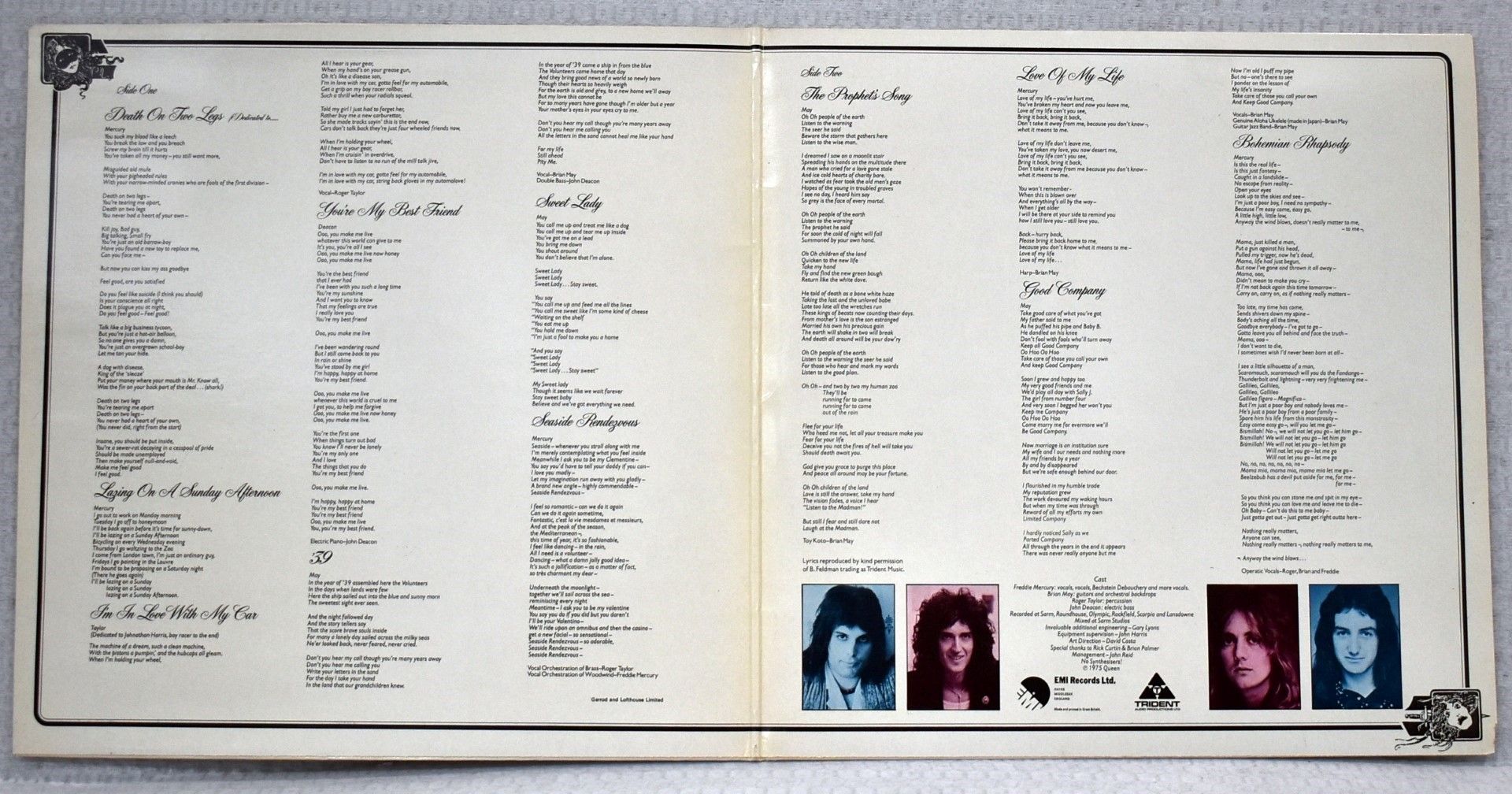 1 x QUEEN A Night At The Opera LP by EMI Records 1975 2 Sided 12 Inch Vinyl with Lyrics - Ref: - Image 8 of 21