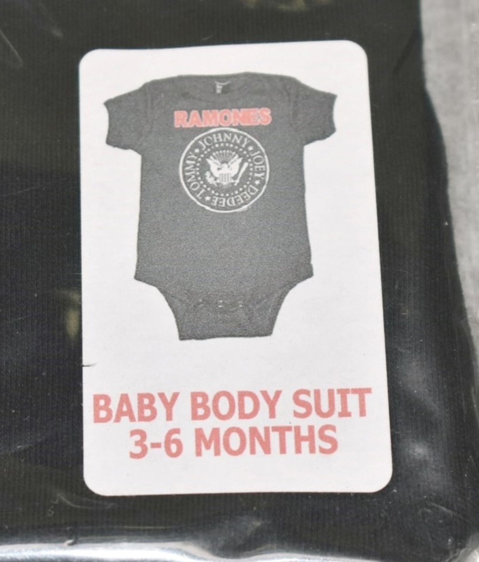 4 x Assorted Baby Body Suits - Features Johnny Cash and the Ramones - Size: 3 to 6 Months - - Image 4 of 8