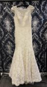 1 x ANNA SUL Y 'White Rose' Full Lace Mermaid Style Designer Wedding Dress RRP £1,250