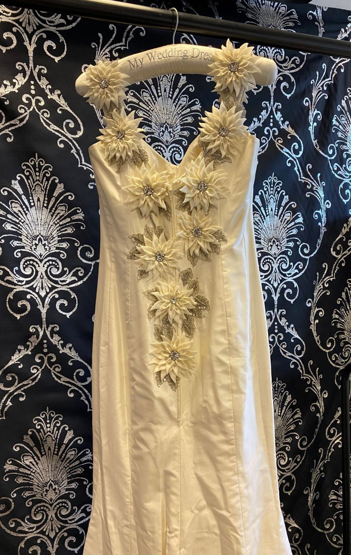 1 x ALAN HANNAH 'Electra' Stunning Fishtail Designer Wedding Dress RRP £2,330 UK 12 - Image 7 of 11