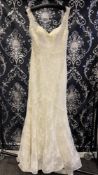 1 x LUSAN MANDONGUS 'Isadora' Lace And Beaded Designer Wedding Dress RRP £2,800 UK12