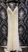 1 x LUSAN MANDONGUS 'Caitlin' Lace And Beaded Fishtail Designer Wedding Dress RRP £1,500 UK12