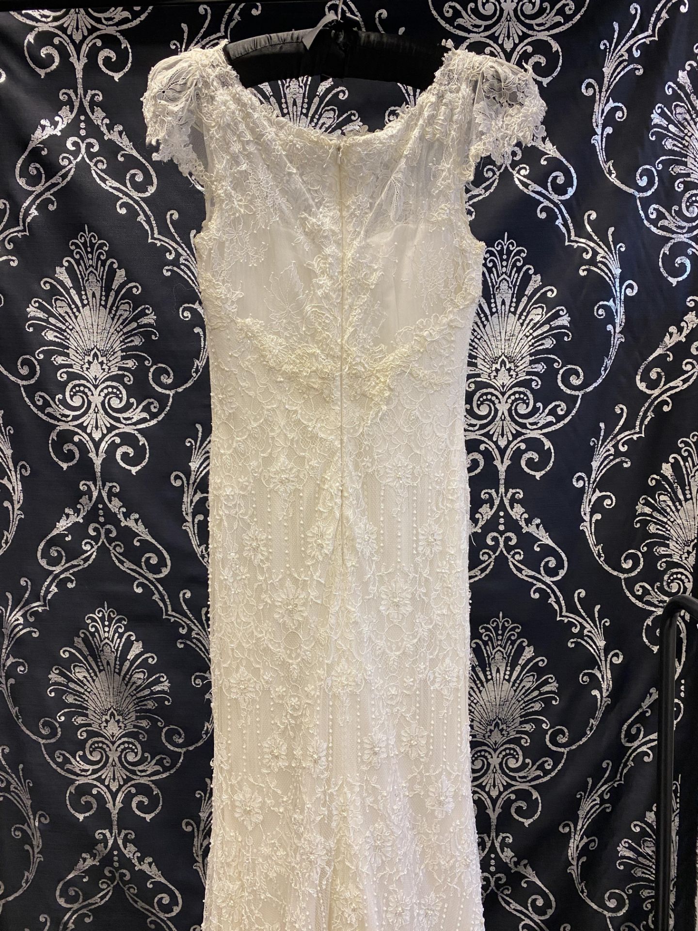 1 x LUSAN MANDONGUS Lace And Beaded Designer Wedding Dress Bridal Gown RRP £1,200 UK 12 - Image 2 of 12