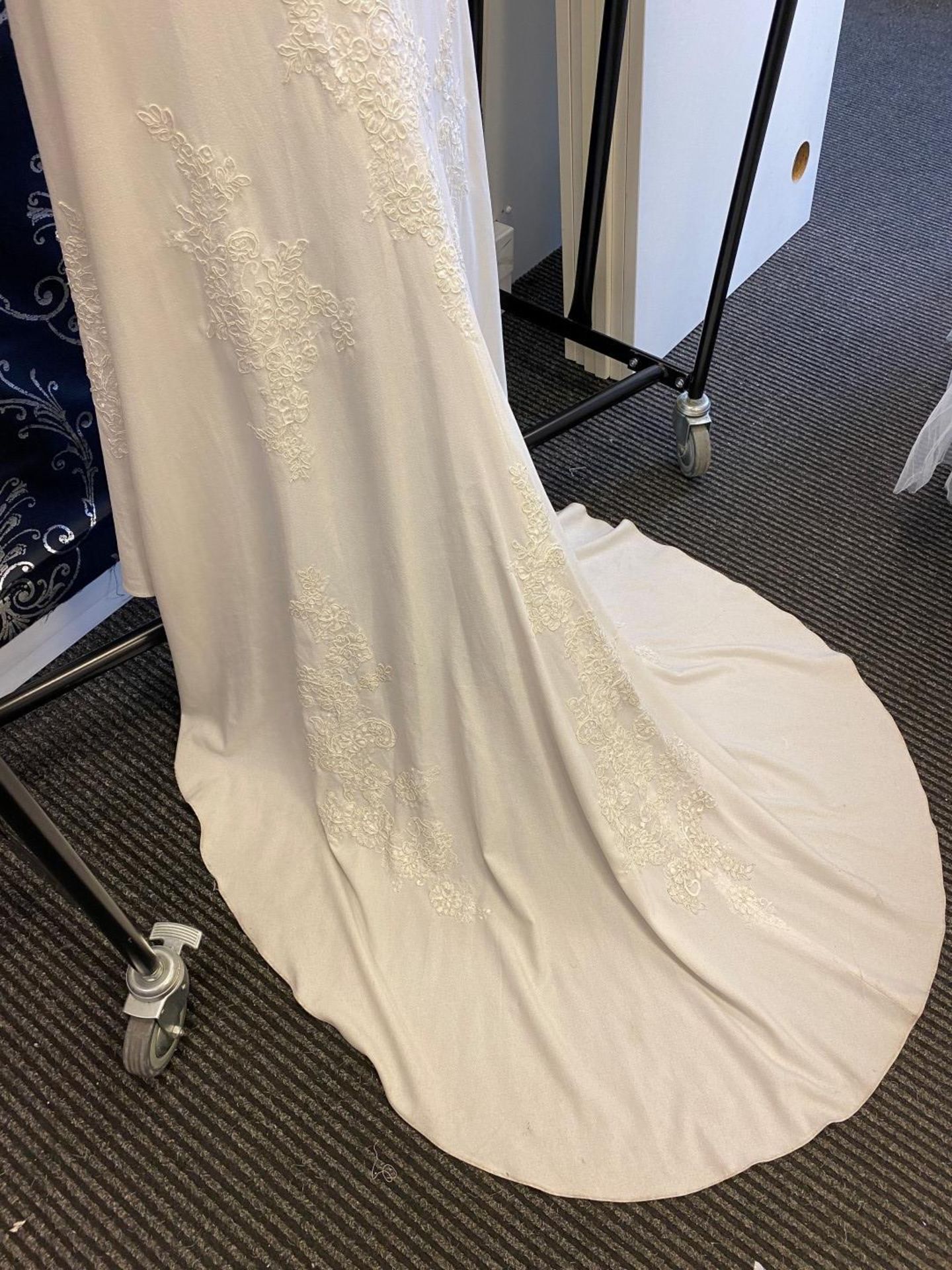 1 x MORI LEE Stunning Chiffon & Lace Biased Cut Designer Wedding Dress Bridal Gown RRP £1,500 UK 12 - Image 7 of 10