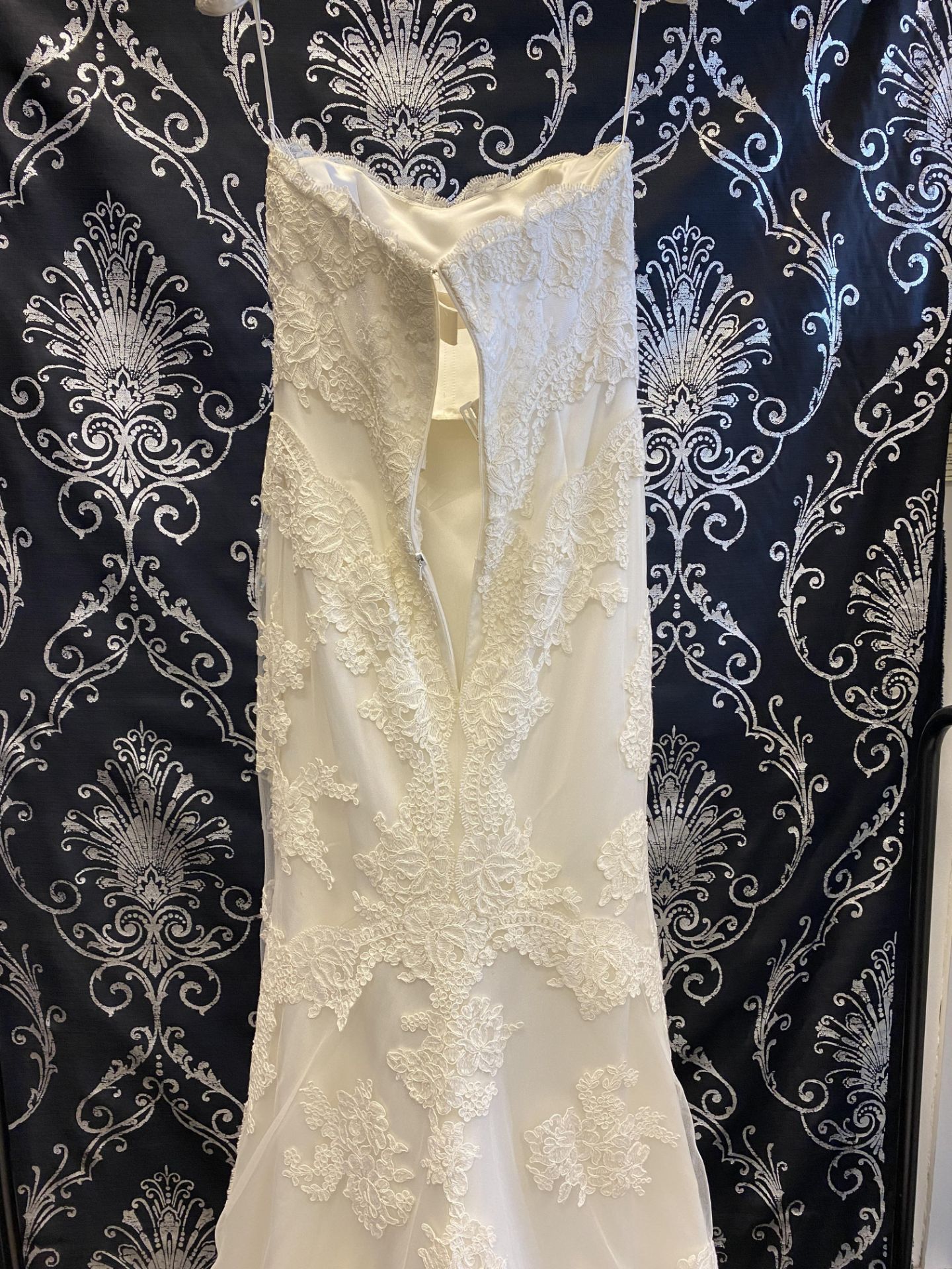 1 x LUSAN MANDONGUS 'Valli' Stunning Strapless Lace Overlay Designer Wedding Dress RRP £1,575 UK10 - Image 2 of 9