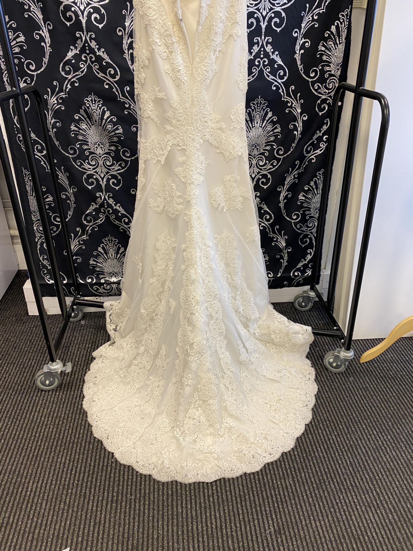 1 x LUSAN MANDONGUS 'Valli' Stunning Strapless Lace Overlay Designer Wedding Dress RRP £1,575 UK10 - Image 4 of 9