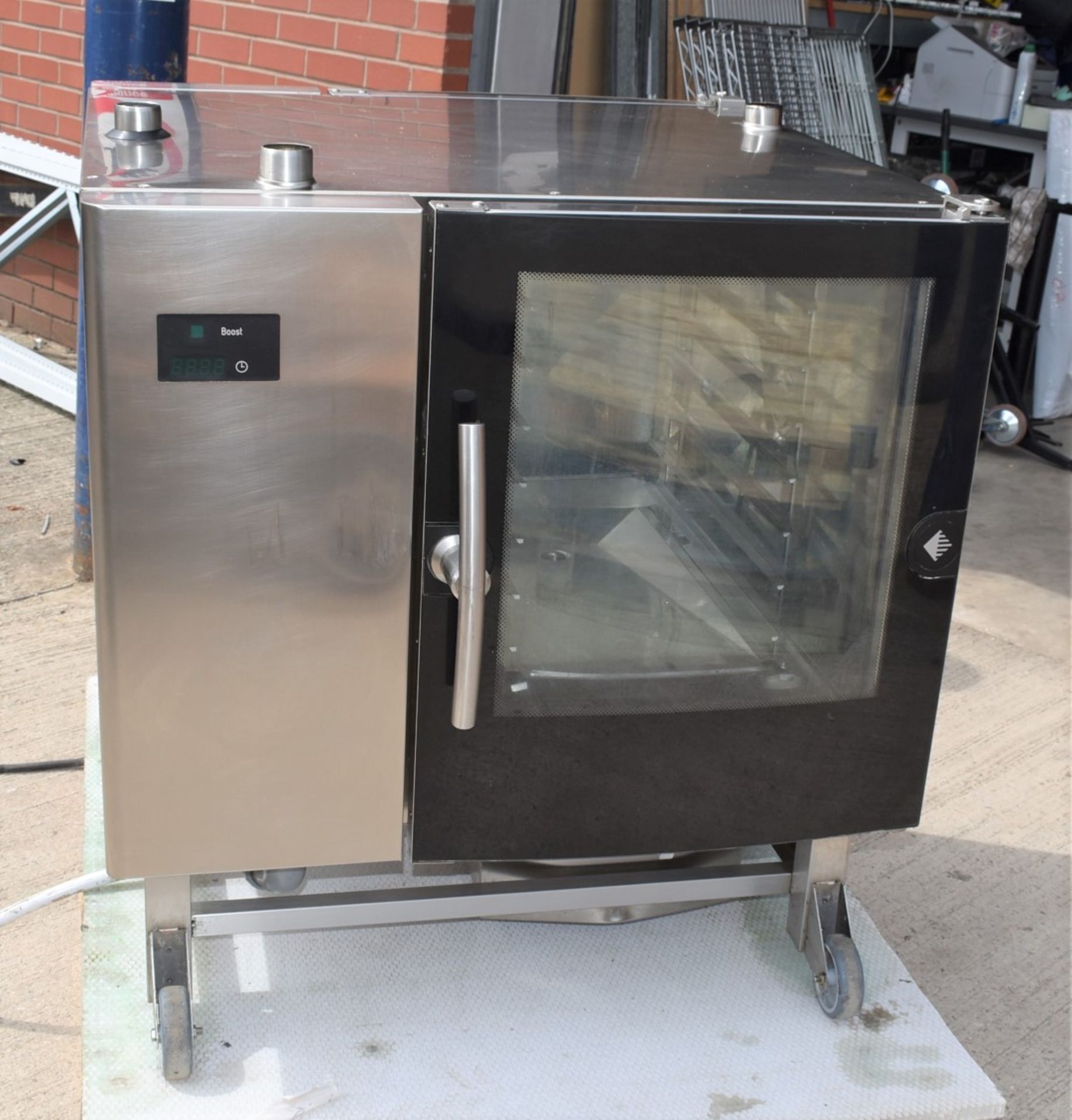 1 x Houno 6 Grid Electric Passthrough Door Combi Oven - 3 Phase With Pre-Set Cooking Options - Image 2 of 17