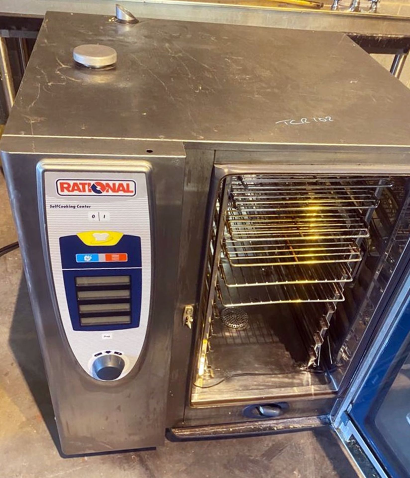 1 x Rational 10 Grid SCC101 Self Cooking Centre Combination Oven With Stand - 3 Phase - Image 9 of 11