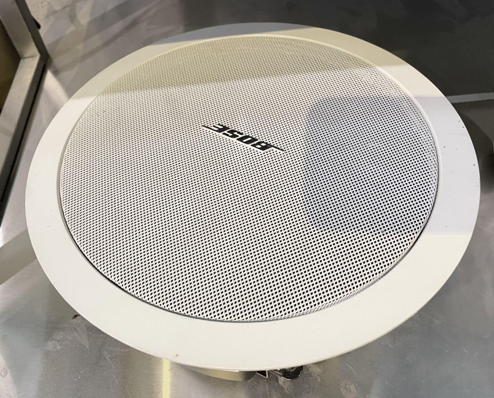 1 x BOSE Freesspace DS405F Loudspeaker Ceiling Mounted Single Speaker - Location: Essex RM19