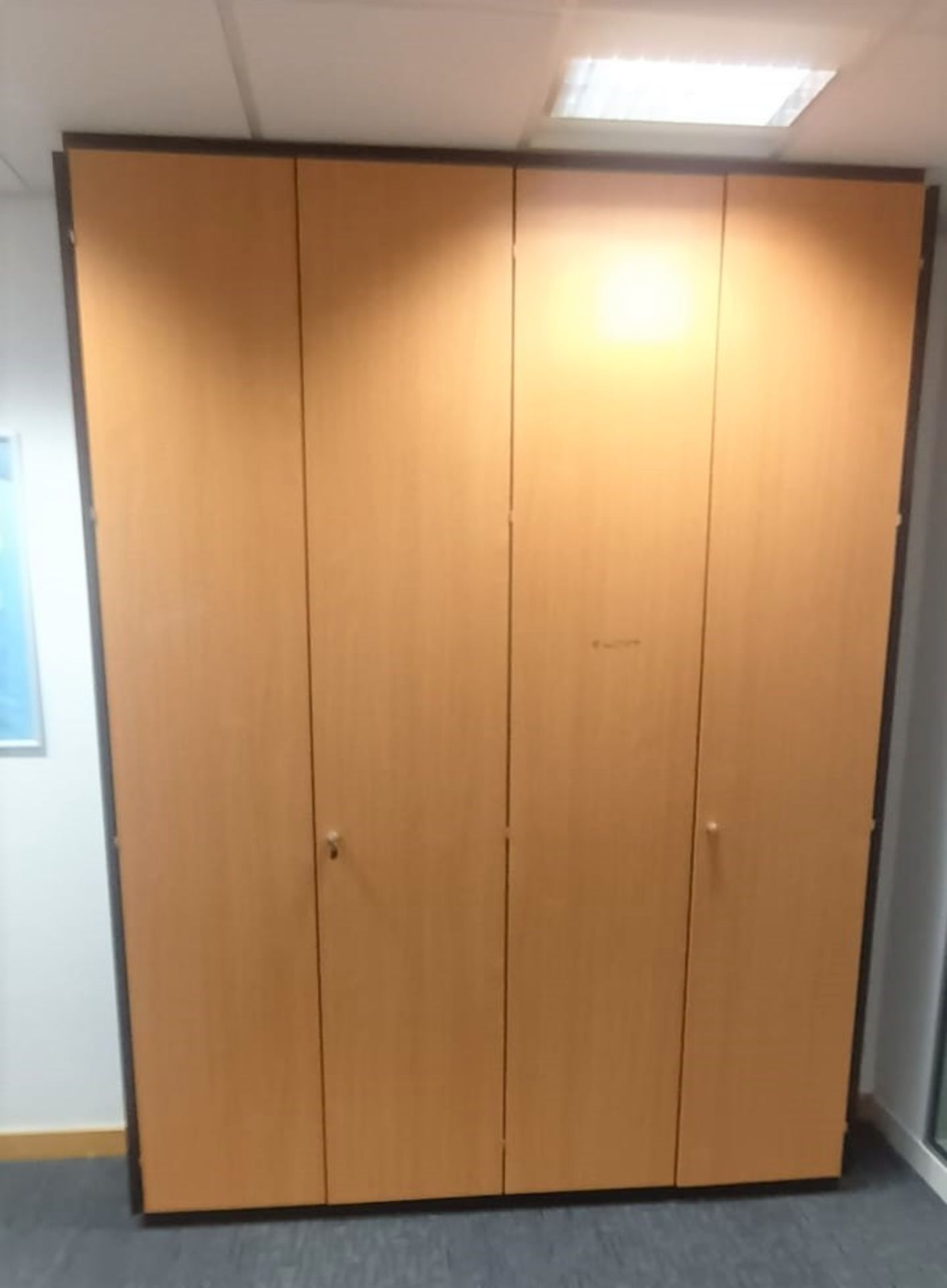 1 x Four Door Office Storage Caninet With Internal Shelves and Pull Out File Organisers - Ref: TV508