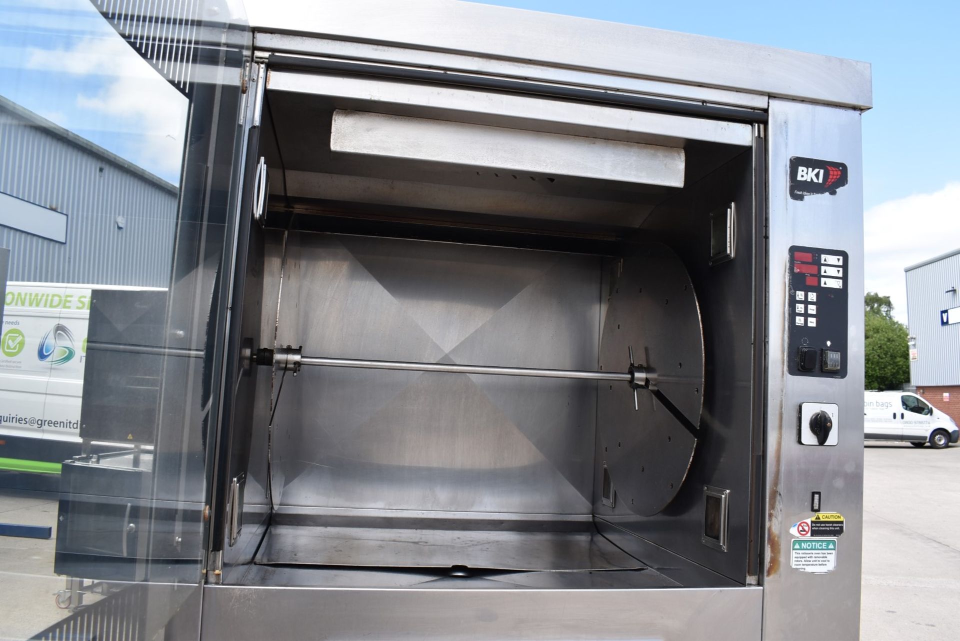 1 x BKI BBQ King Commercial Rotisserie Chicken Oven With Stand - Cooks Upto 40 Chickens - 3 Phase - Image 6 of 8