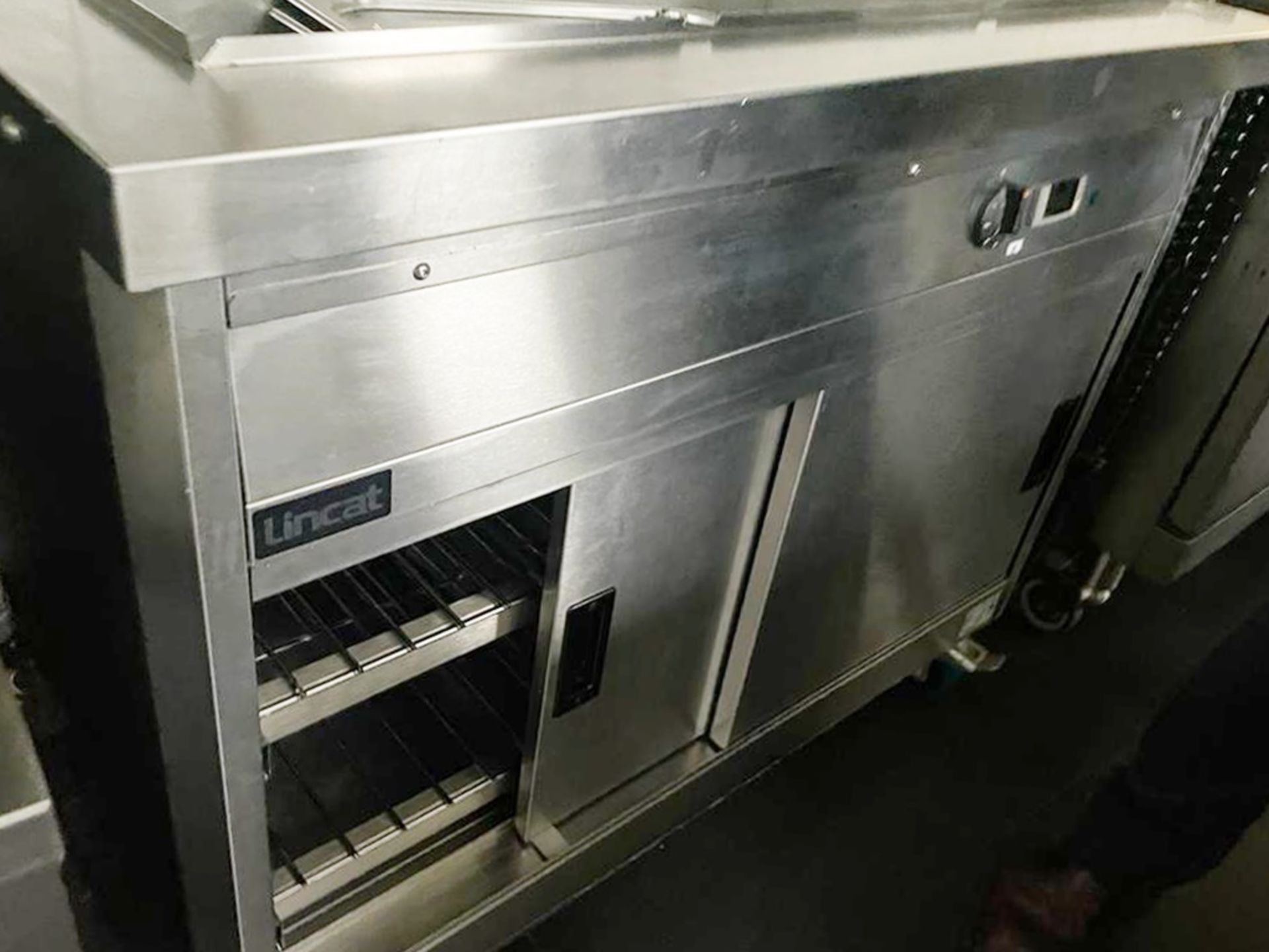 1 x Lincat Panther 670 Series Hot Cupboard with Bain Marie - Model P6B3 - RRP £2,300 - Image 4 of 10