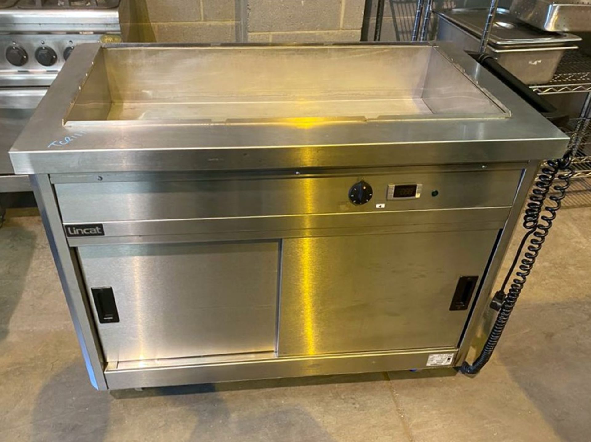 1 x Lincat Panther 670 Series Hot Cupboard with Bain Marie - Model P6B3 - RRP £2,300 - Image 7 of 10