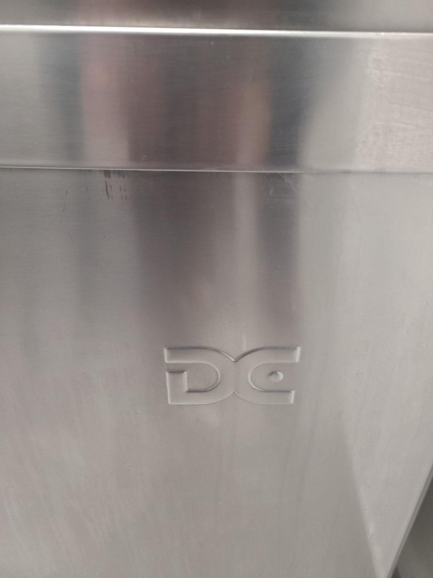 1 x DC Warewashing SD900 Gastro Passthrough Dishwasher With Drain/Soap Pump & 3 Racks - RRP: £3,430 - Image 4 of 10