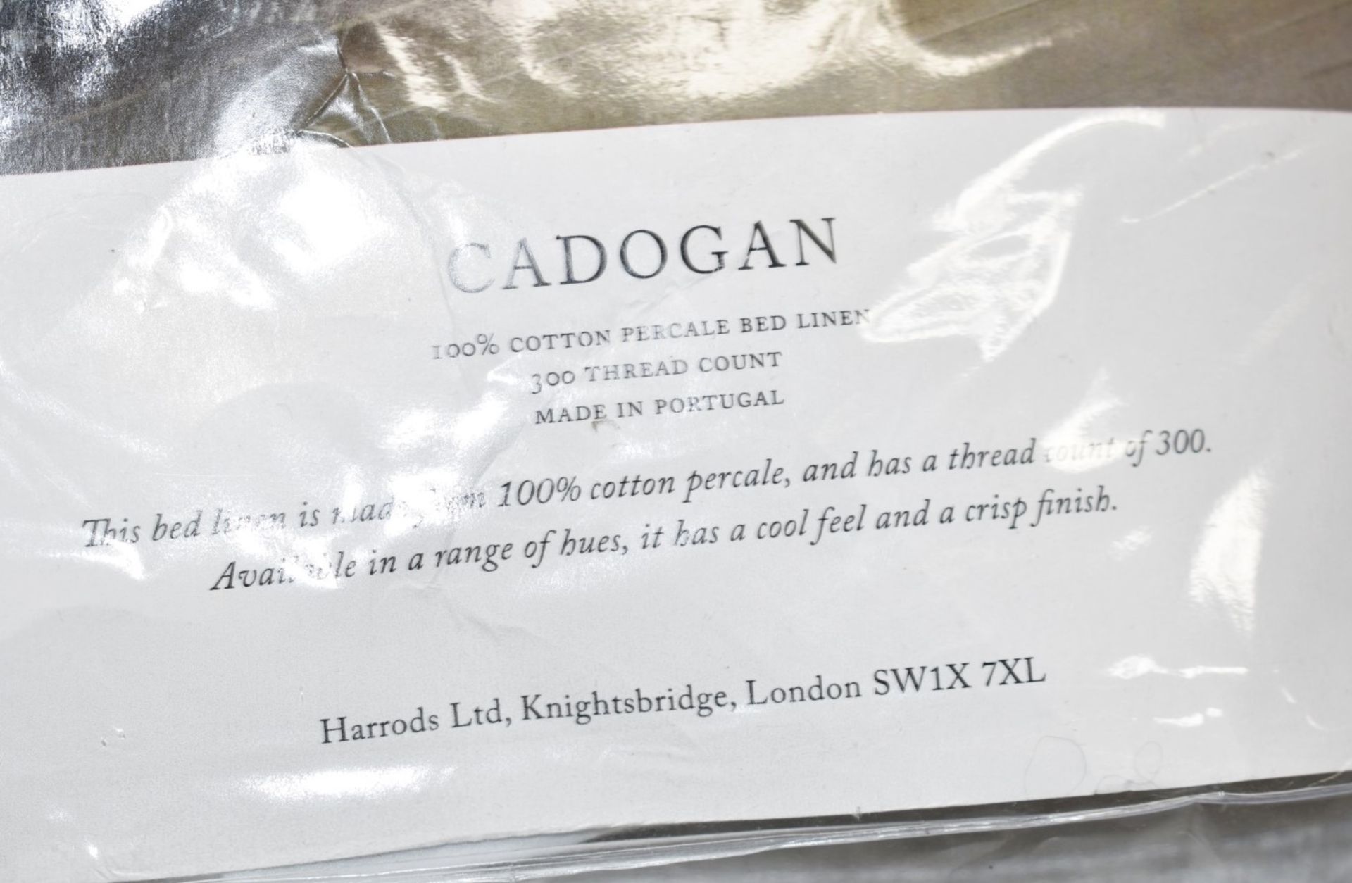 1 x HARRODS OF LONDON 'Cadogan' King Duvet Cover Set, With Pillow Cases - Original Price £239.00 - Image 6 of 9