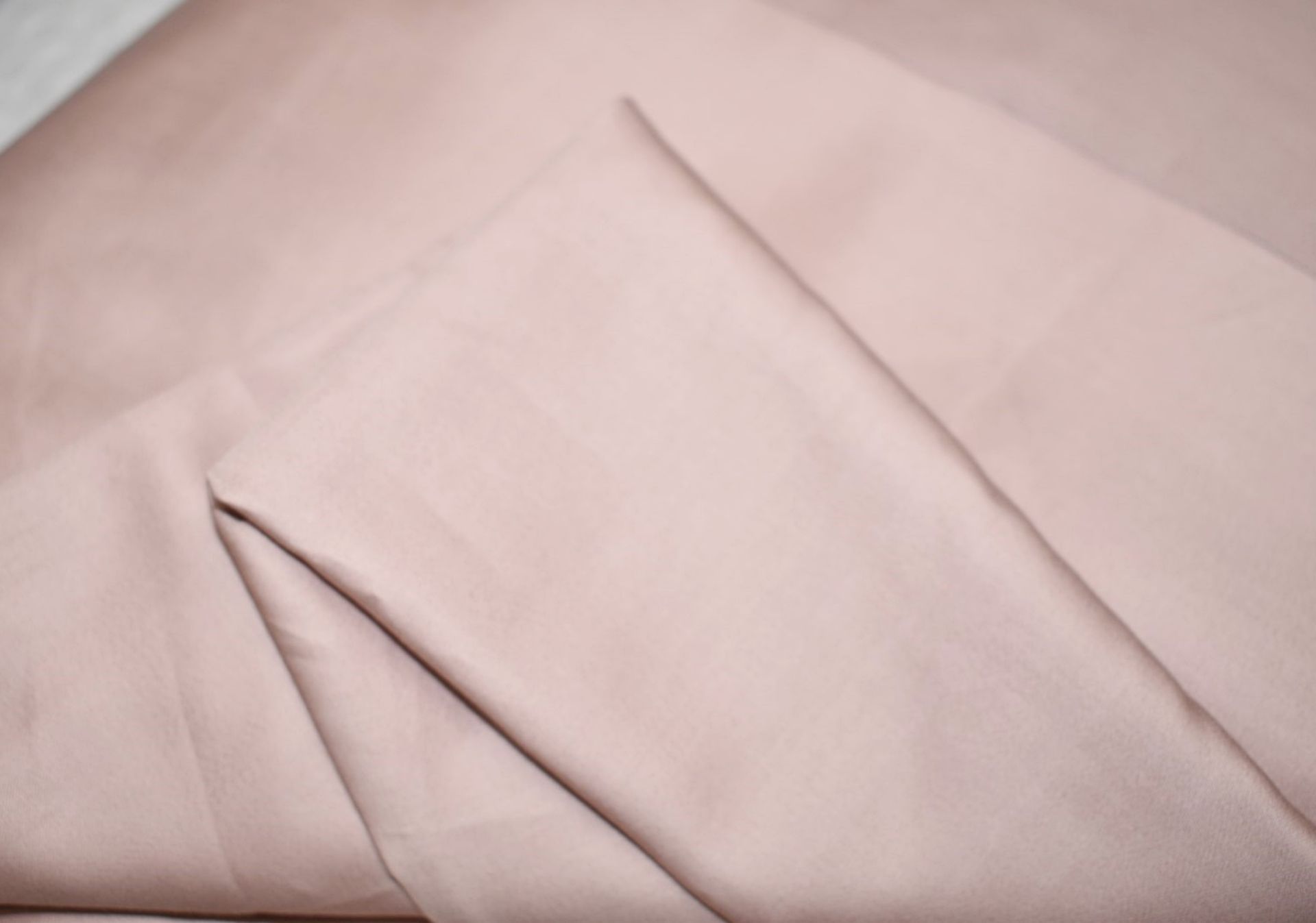 1 x AMALIA 'Suave' Luxury King Fitted Sheet In Charm Pink (150cm x 200cm) - Original Price £99.00 - Image 6 of 7
