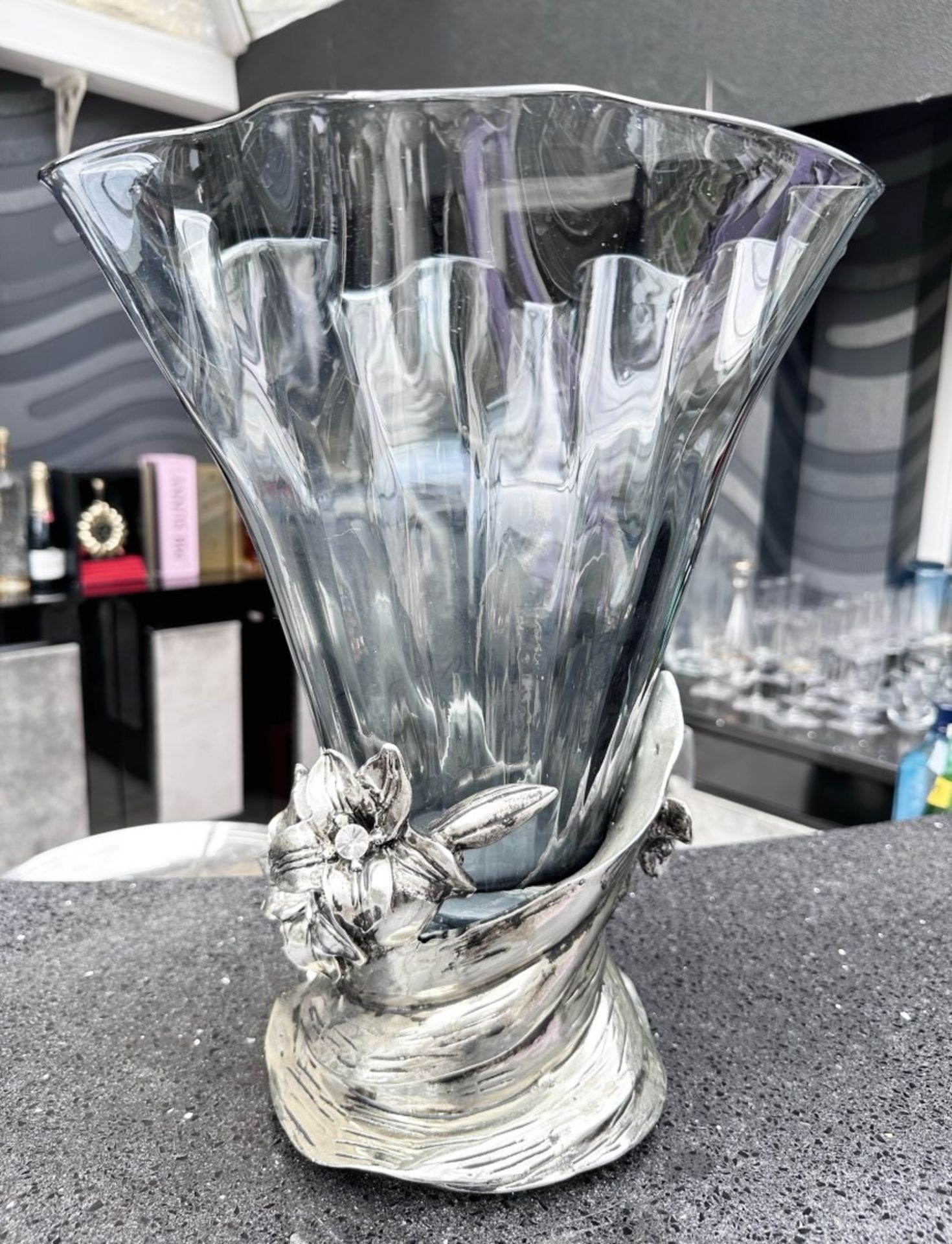 1 x Crystal Glass Vase With Floral Design Metal Base