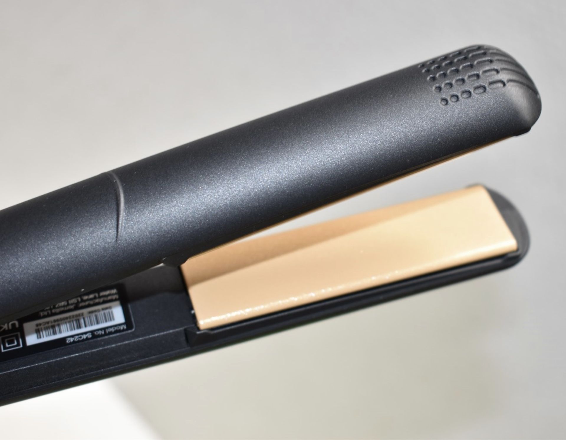 1 x GHD Original Hair Straightener (New & Improved Model) - Original Price £129.00 - Unused Boxed - Image 8 of 8