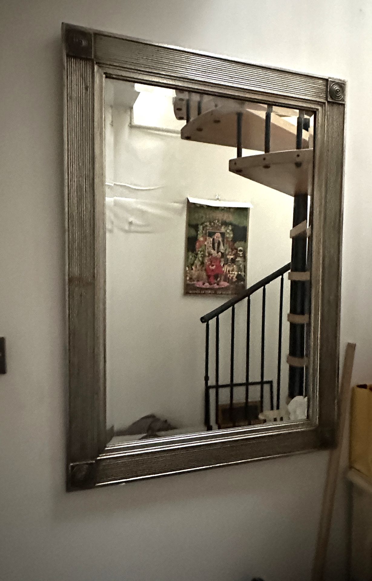 1 x DESIGNER Large Silver Painted Mirror With Linear Detail