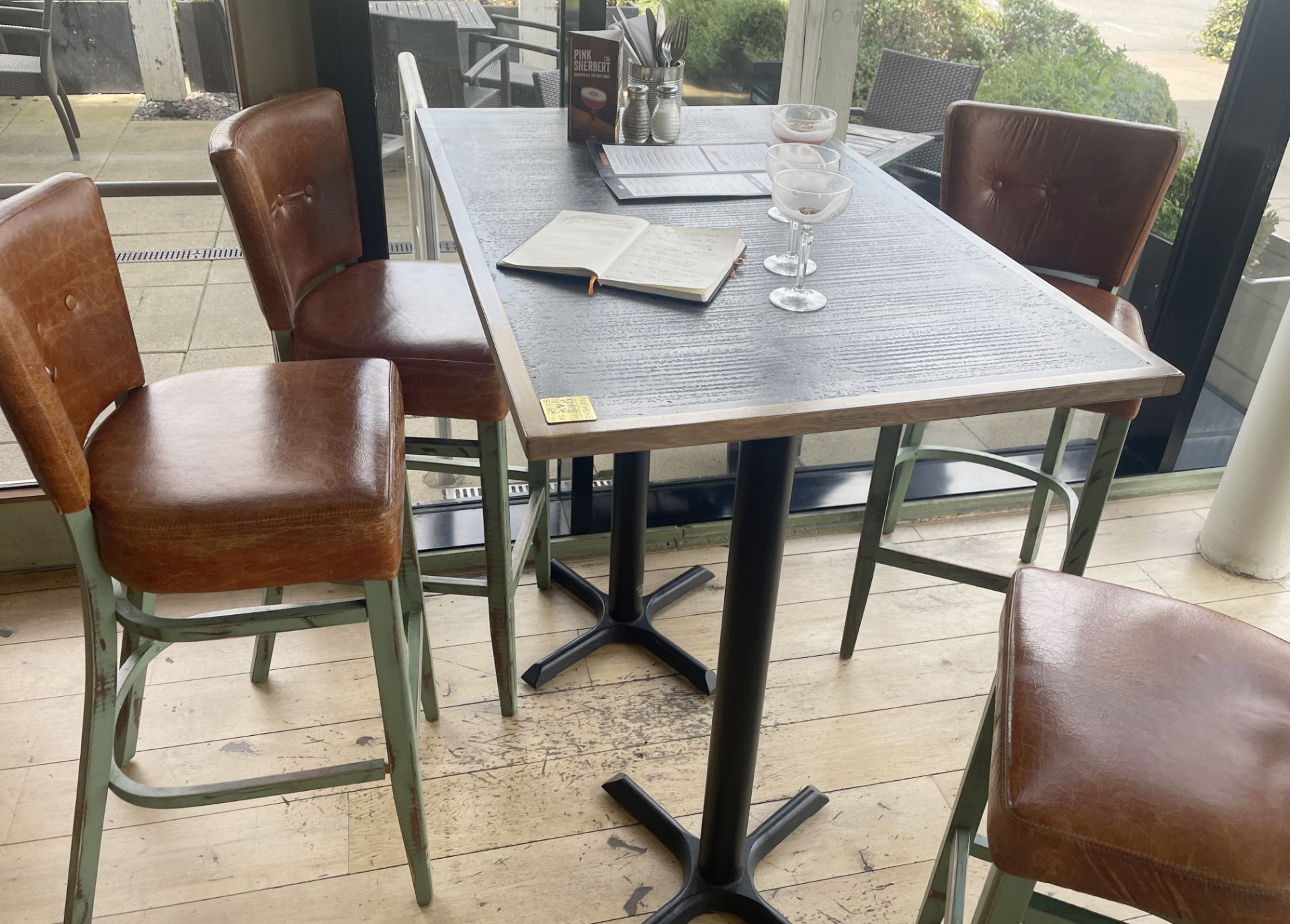 1 x Rectangular Poser Restaurant Table With Cast Iron Base and Inlaid Wooden Top - Image 6 of 6