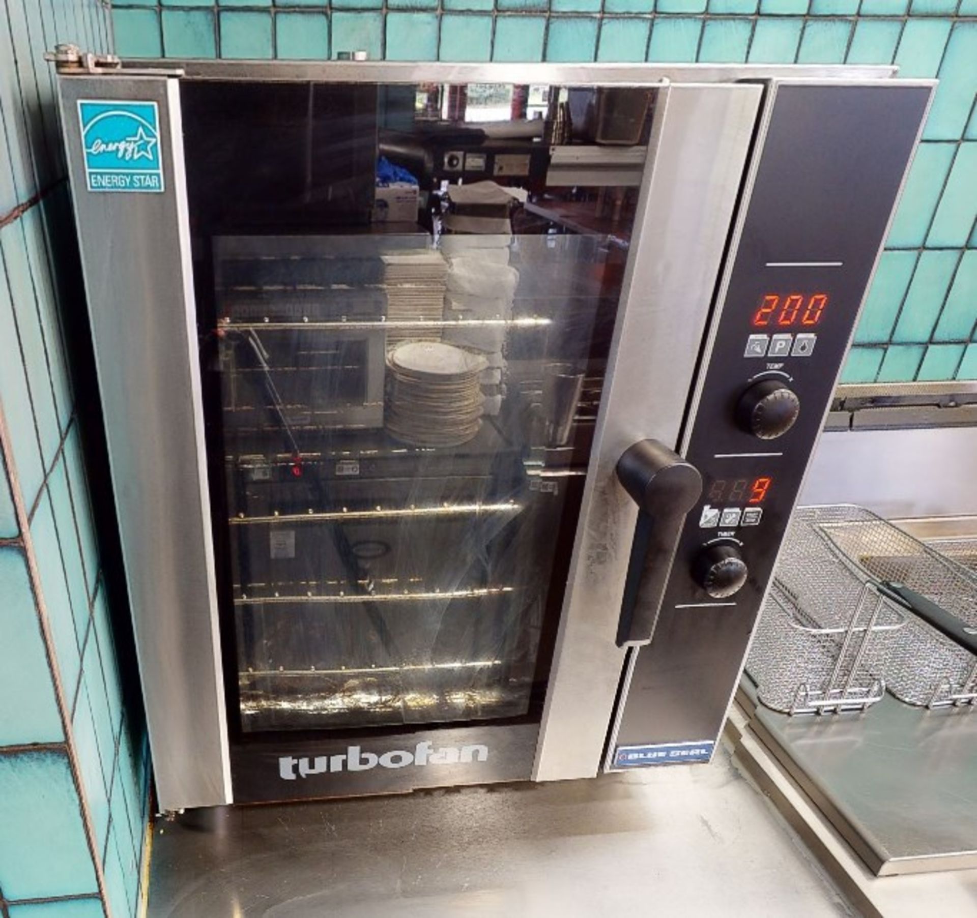 1 x Blue Seal E33D5 Turbofan Electric Convection Oven with 5 x Tray Capacity - 240v - RRP £3,100 - Image 2 of 8