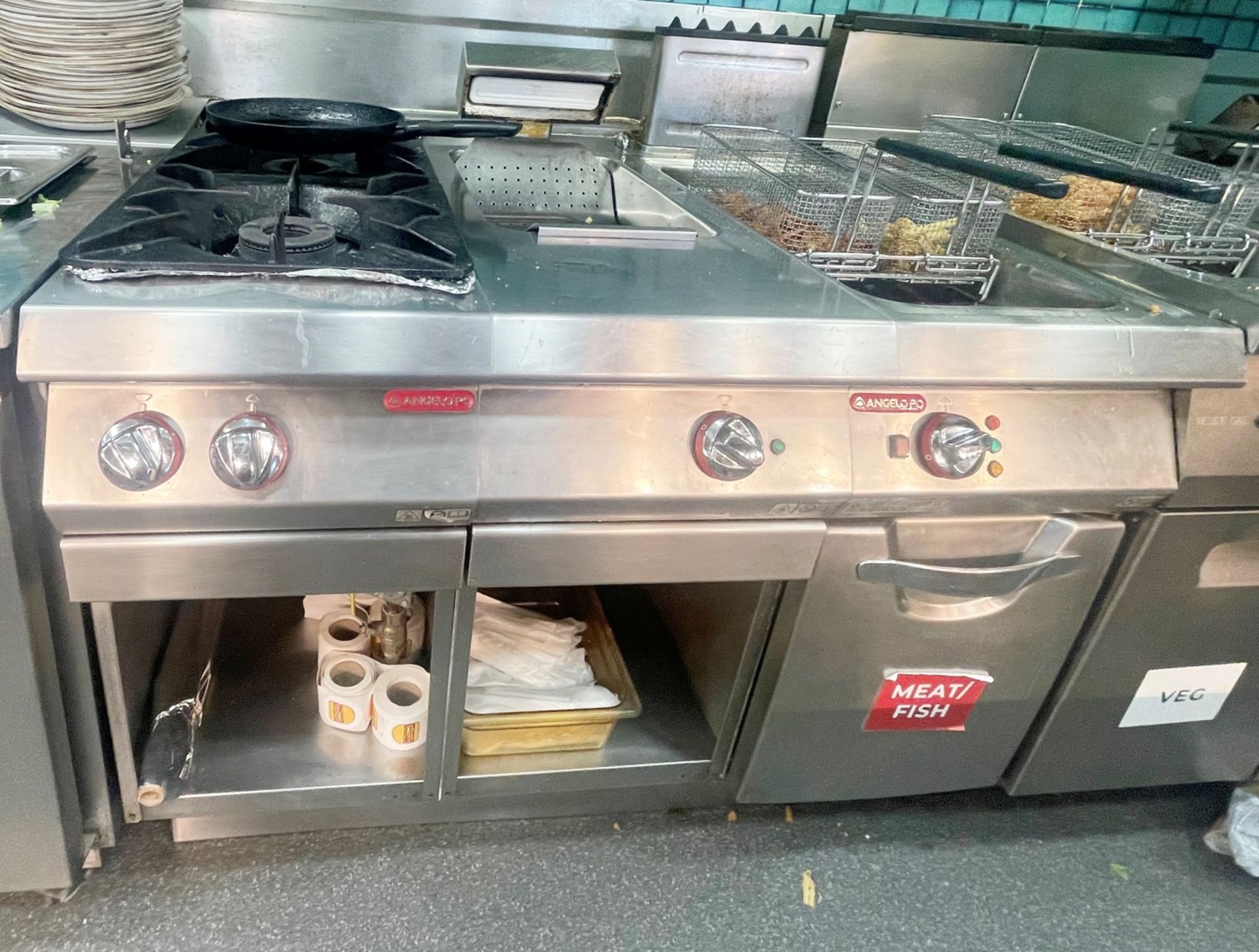 1 x Angelo Po Cook Station Featuring Single Tank Fryer, Two Burner Cooker and Chip Scuttle - Image 3 of 8