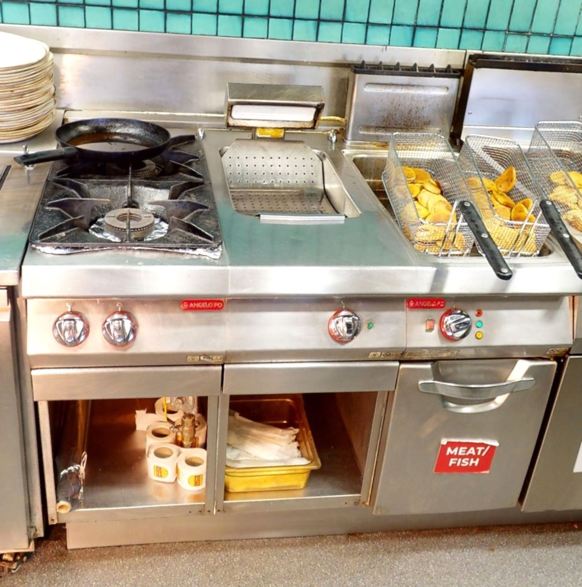 1 x Angelo Po Cook Station Featuring Single Tank Fryer, Two Burner Cooker and Chip Scuttle - Image 2 of 8