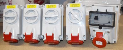 5 x Three Phase 415V IP44 Commando Socket Units - Brands Include Cee Norm & Newlec - Approx RRP £740