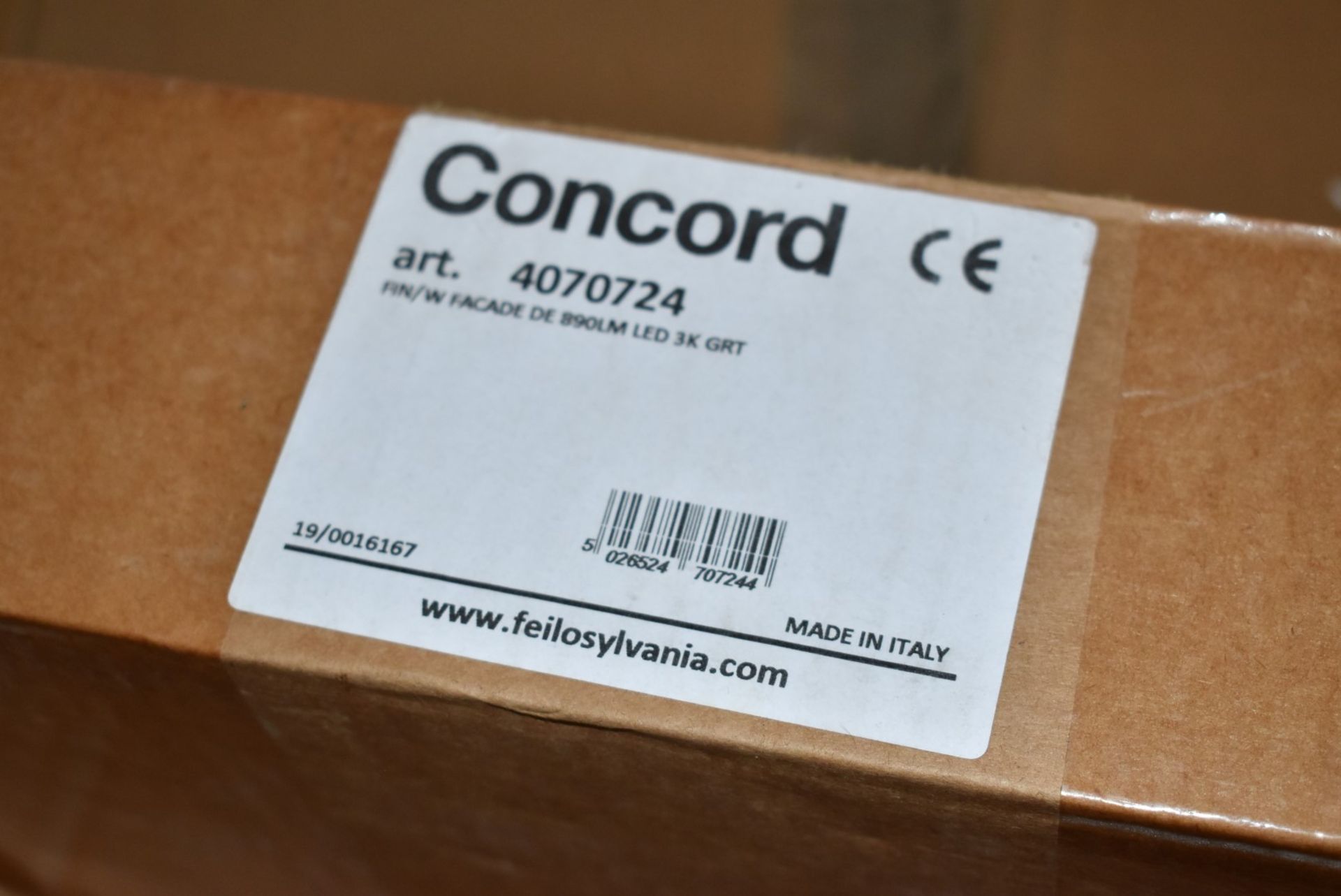 1 x Concord 4070724 Facade 890LM LED Light - New Boxed Stock - Image 4 of 5