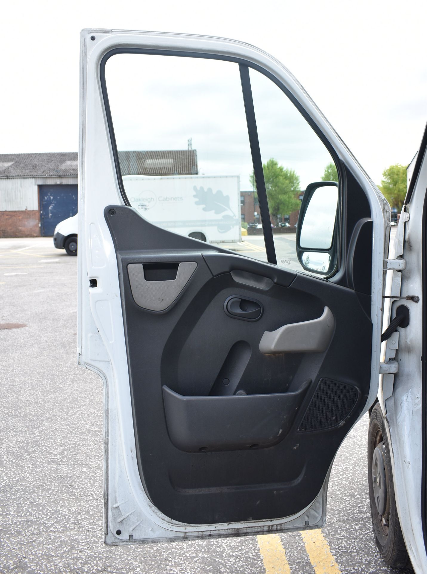 1 x Vauxhall Movano Box Van With Tail lift - 14 Plate - Includes 2 Keys - CL011 - Location: - Image 72 of 83