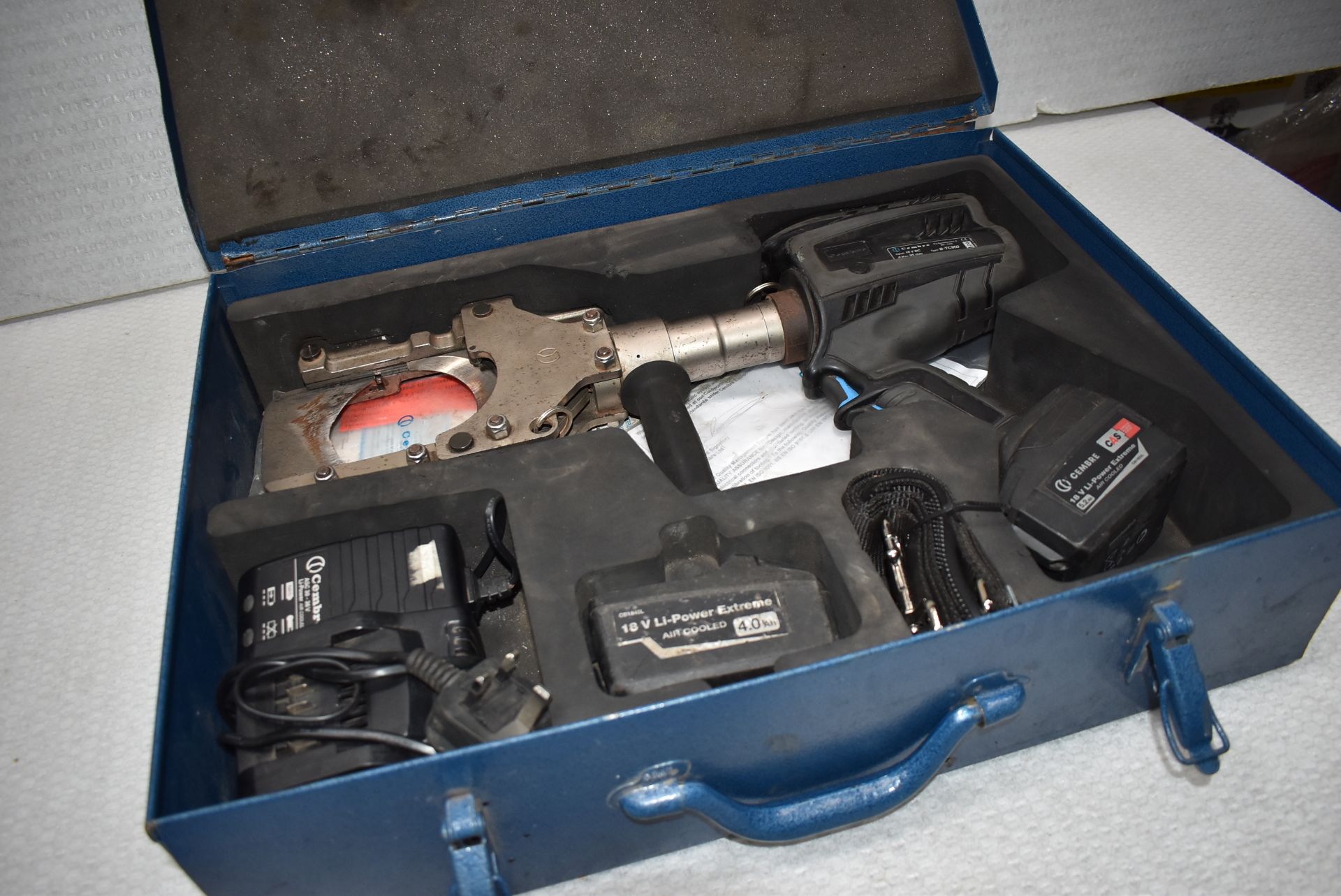 1 x Cembre B-TC950 Cordless Hydraulic Cutting Tool - Ref: C175 - CL011 - Location: Altrincham WA14