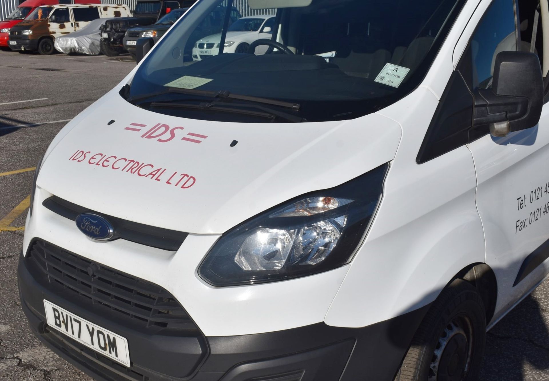 1 x Ford Transit 5 Seat Crew Van - Year 2017 - 12 Months MOT - Includes V5 and Key - Image 31 of 34