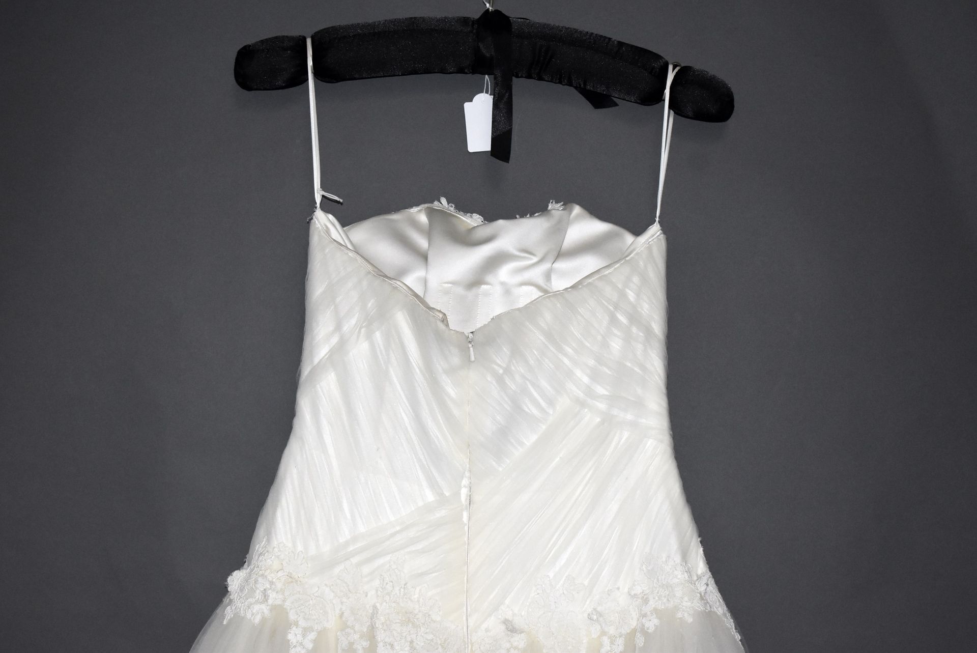 1 x LUSAN MANDONGUS Strapless Chiffon And Lace Designer Wedding Dress Bridal Gown RRP £2,600 UK 12 - Image 6 of 6