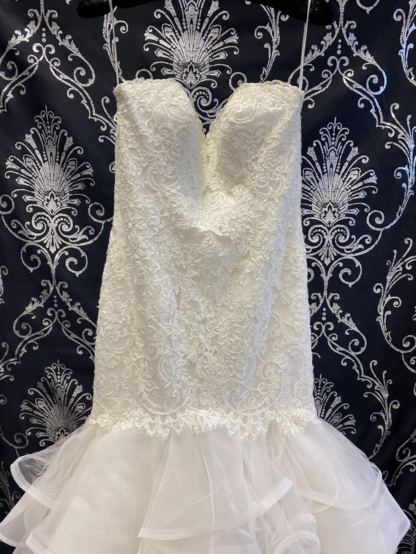 1 x MORI LEE '2879' Exceptional Strapless Lace Mermaid Style Designer Wedding Dress RRP £1,650 UK12 - Image 6 of 10