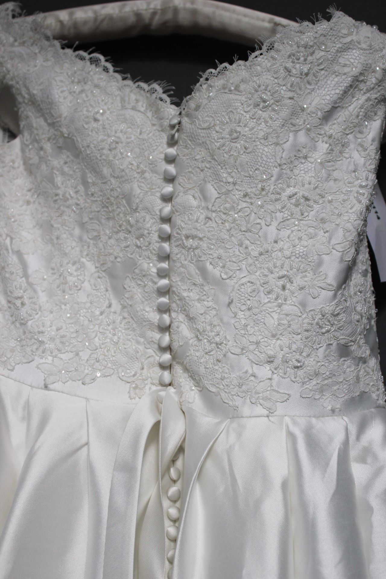 1 x ATELIER LYANA 'Mary' Lace And Delicately Beaded Designer Wedding Dress RRP £1,000 UK12 - Image 3 of 8