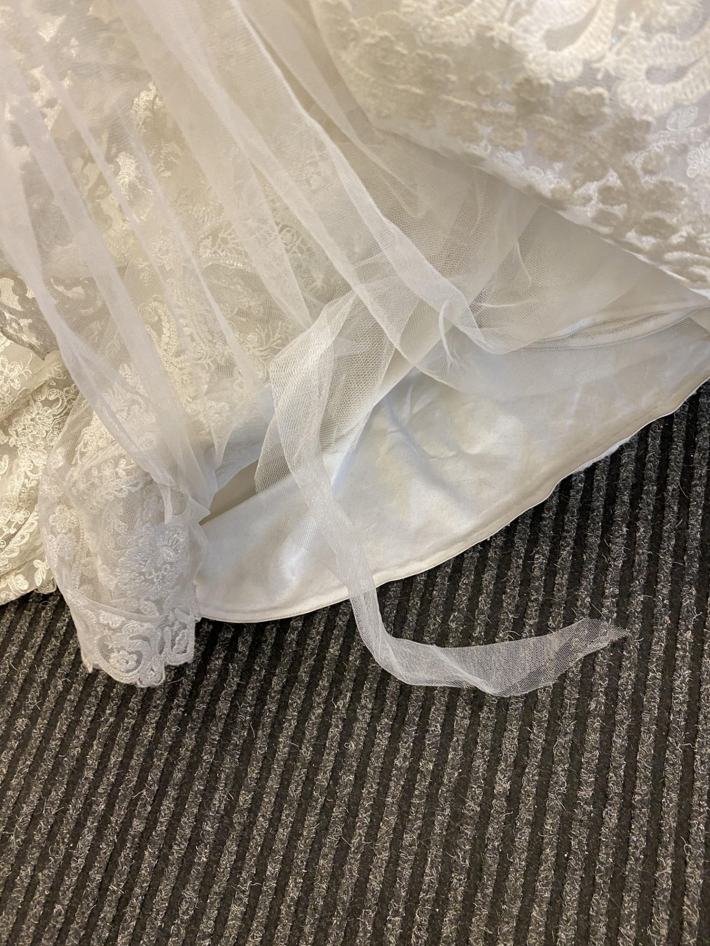 1 x MORI LEE '2787' Stunning Strapless Lace And Chiffon Designer Wedding Dress RRP £1,200 UK 12 - Image 9 of 12