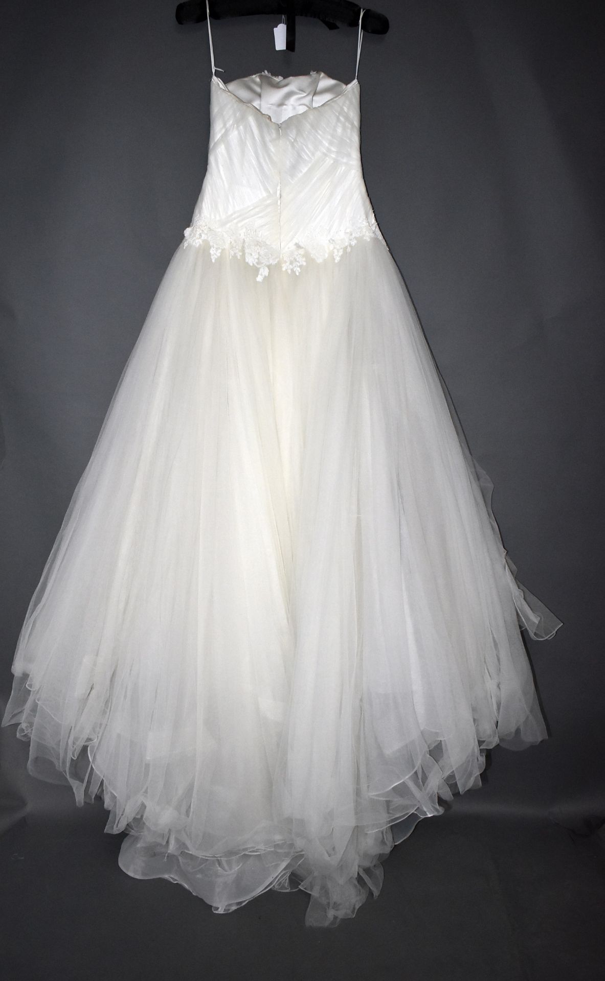 1 x LUSAN MANDONGUS Strapless Chiffon And Lace Designer Wedding Dress Bridal Gown RRP £2,600 UK 12 - Image 3 of 6