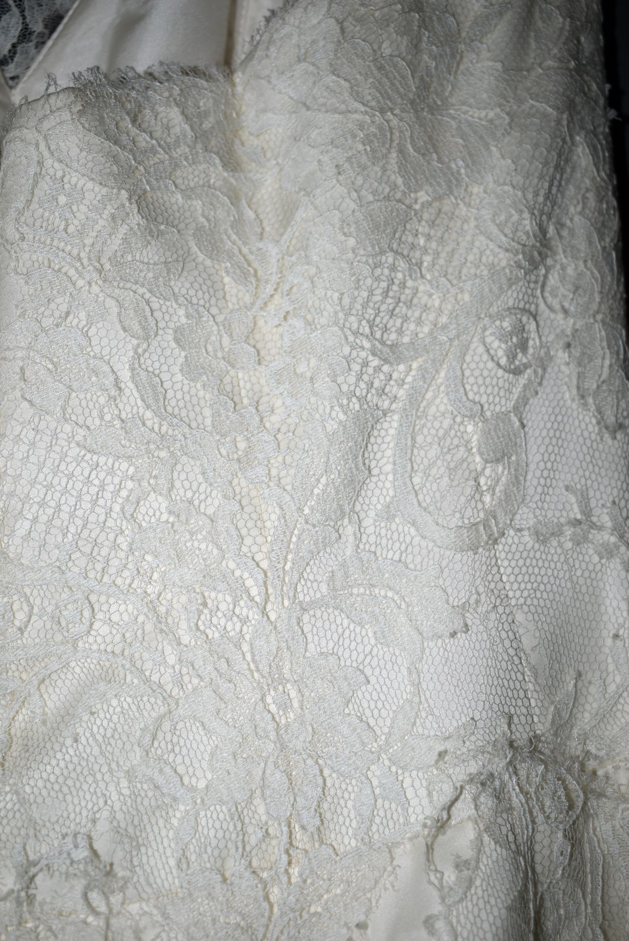 1 x ALAN HANNAH Strapless Lace & Satin Fishtail Dress Designer Wedding Dress Bridal RRP £2,700 UK 14 - Image 5 of 7