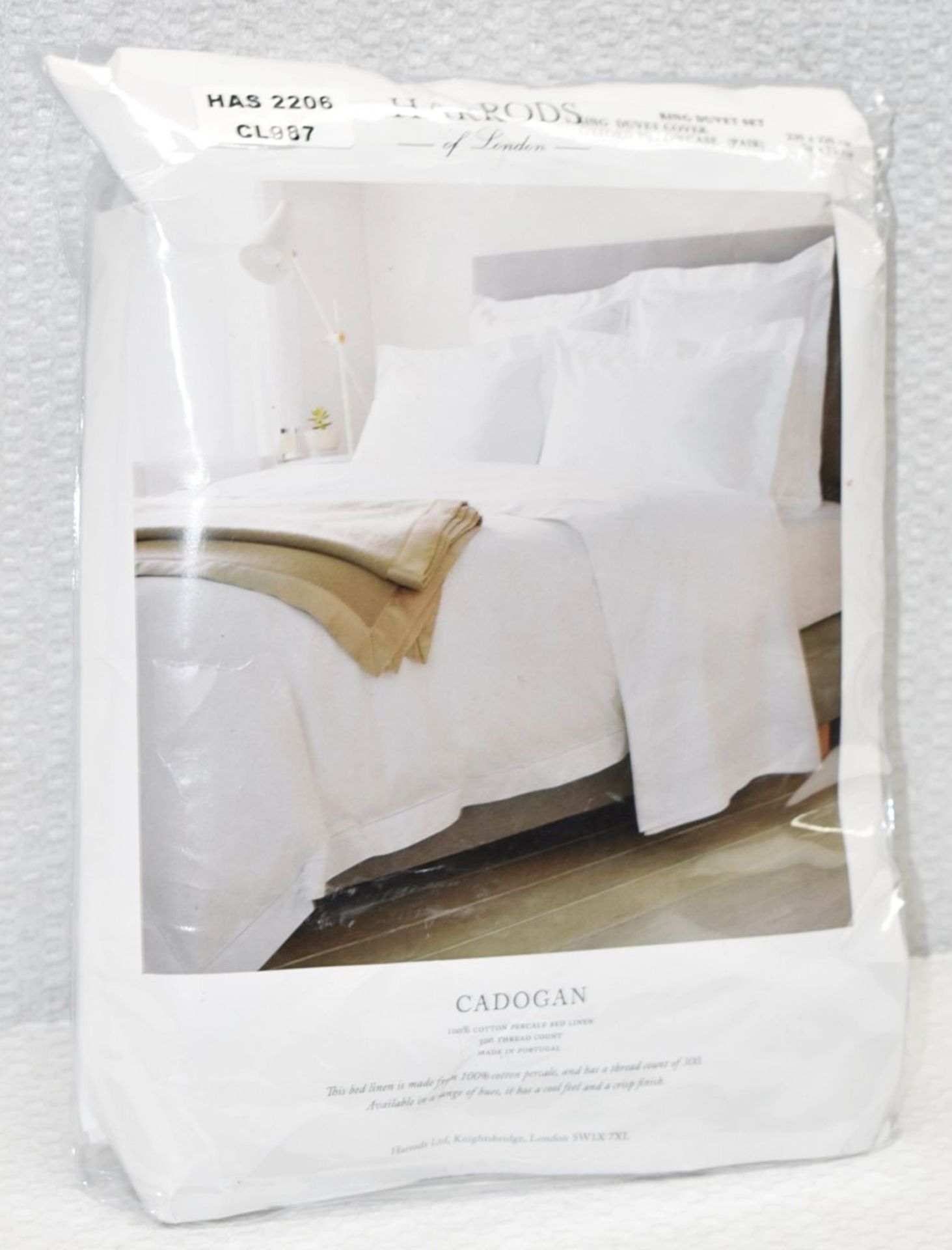 1 x HARRODS OF LONDON 'Cadogan' King Duvet Cover Set, With Pillow Cases - Original Price £239.00 - Image 5 of 9