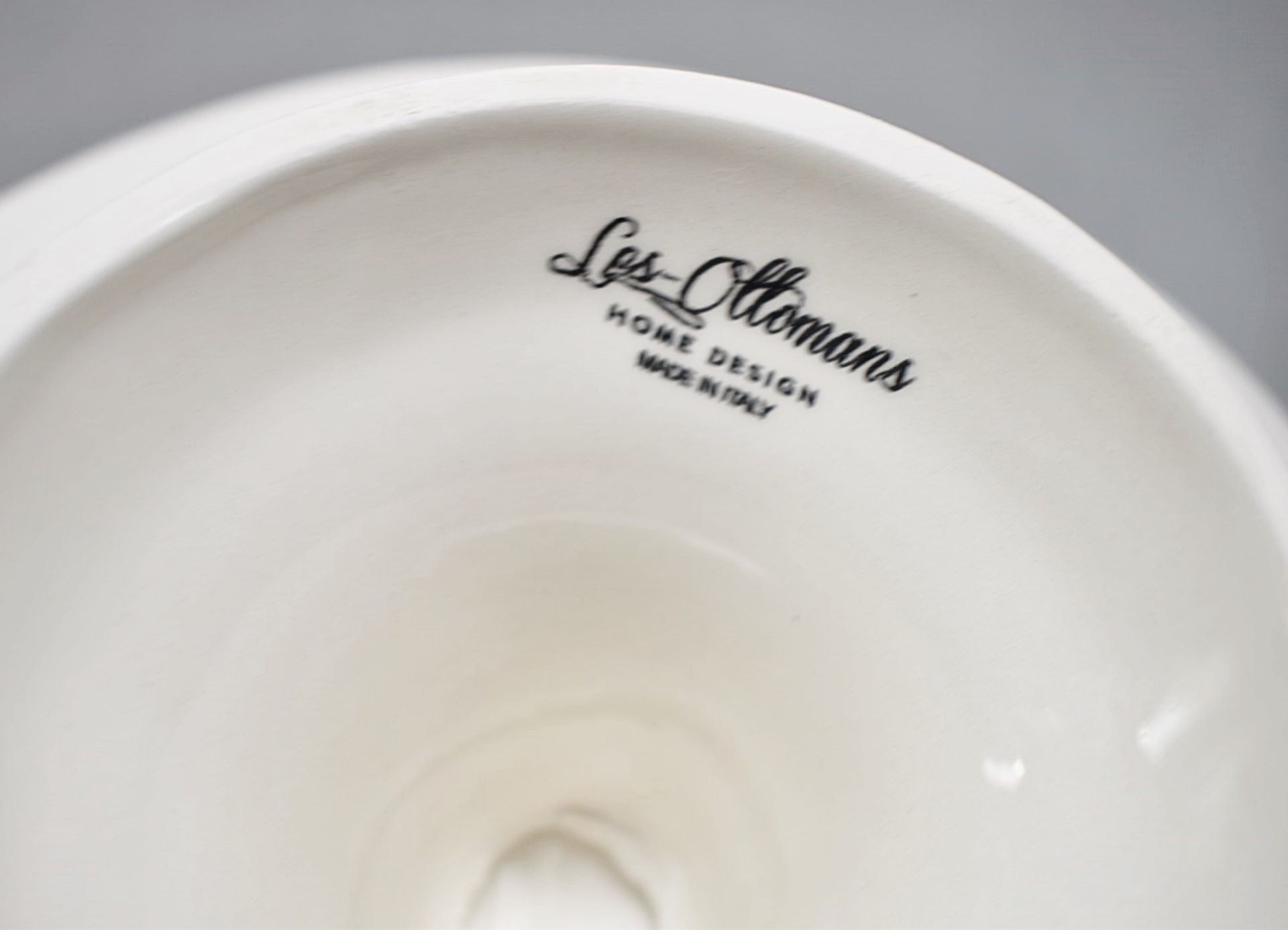 1 x LES-OTTOMANS 'Lemon' Hand-painted Porcelain Cake Stand (15cm) - Original Price £128.00 - Ex- - Image 14 of 14