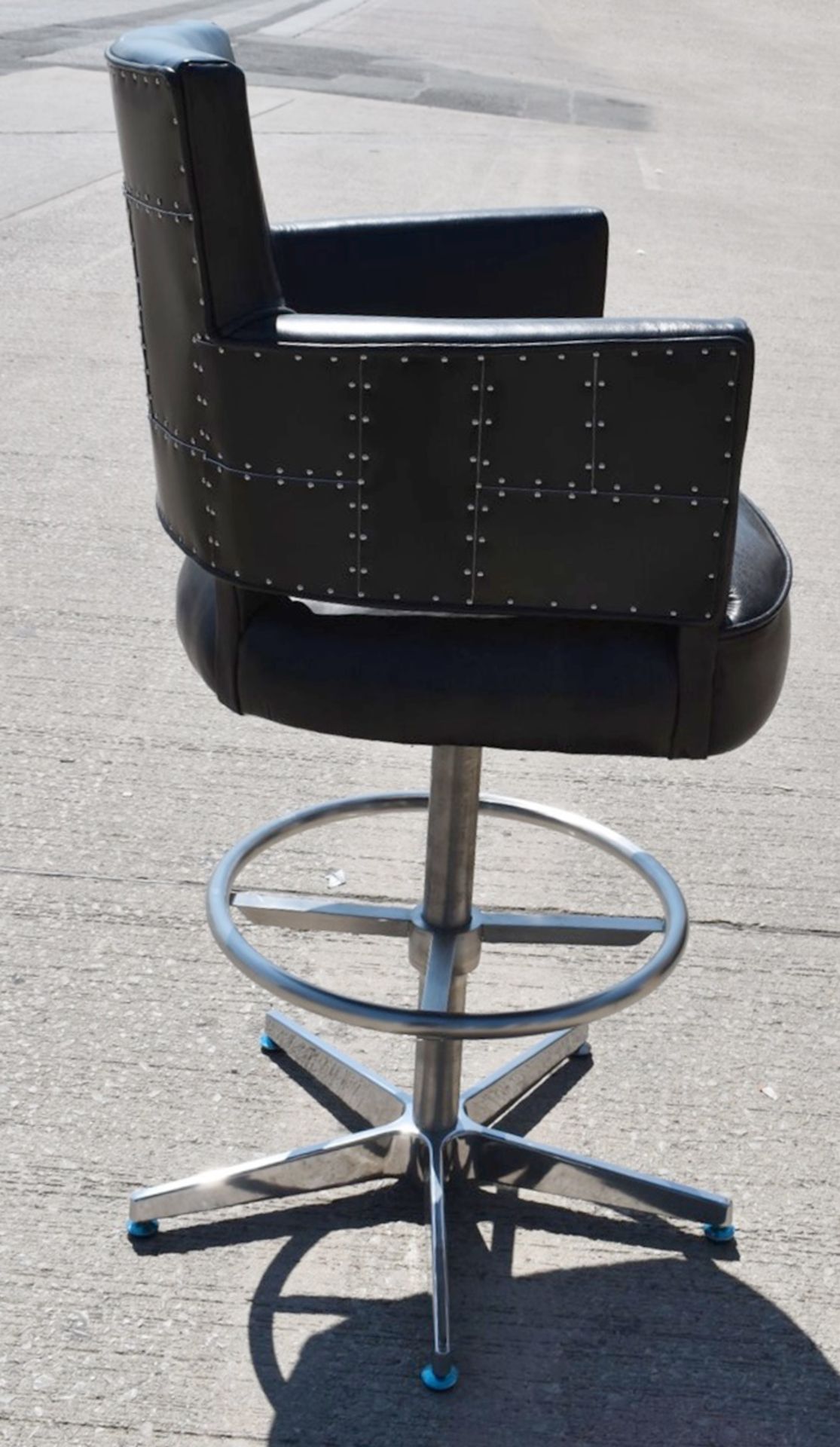 1 x TIMOTHY OULTON 'Swinderby' Luxury Distressed Black Leather Barstool  - Original Price £1,800 -