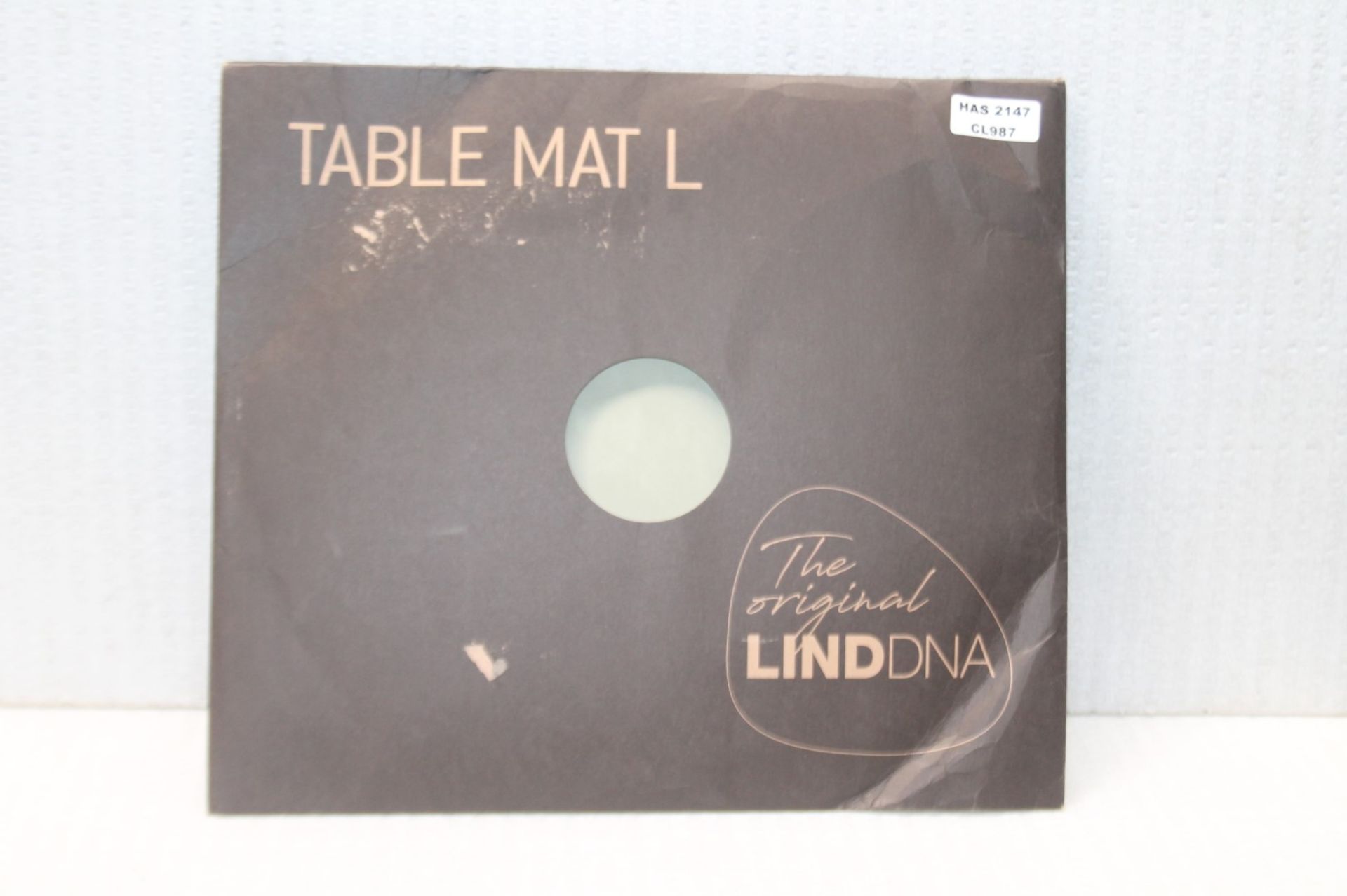 Set of 4 x LIND DNA 'Nupo' Leather Curved Table Mats, In Olive Green - Original Price £72.95 - Ref: - Image 4 of 5