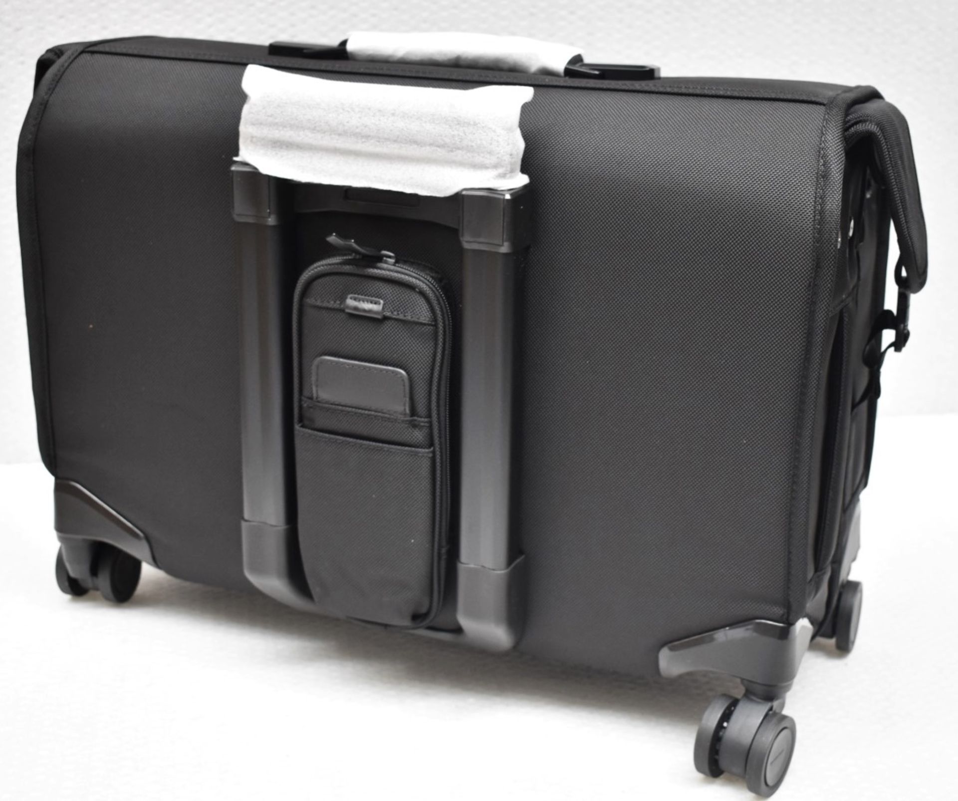 1 x BRIGGS & RILEY Wide Carry-On Baseline Garment Spinner Suitcase (40.5cm) - Original Price £629.00 - Image 8 of 24