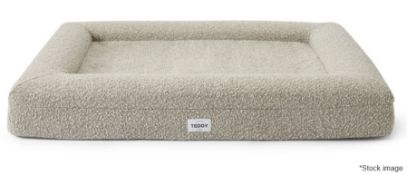 1 x TEDDY LONDON Large Bouclé Dog Bed Cover In Light Grey - One Size - Original Price £89.00 -