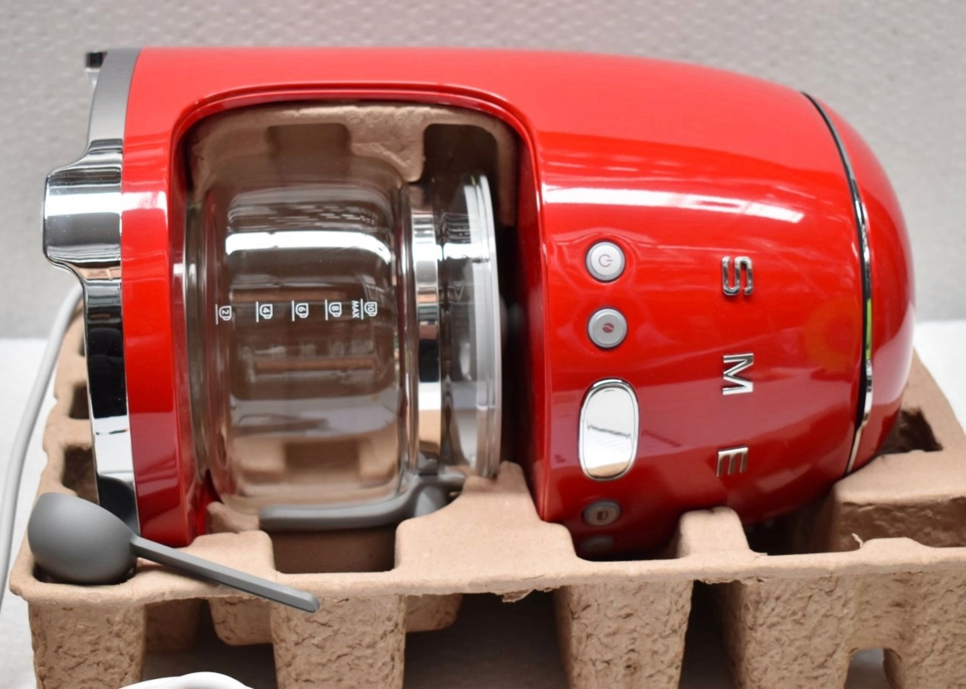 1 x SMEG Drip Retro-Style Filter Coffee Machine In Red, With Reuseable Filter And Digital - Image 10 of 15