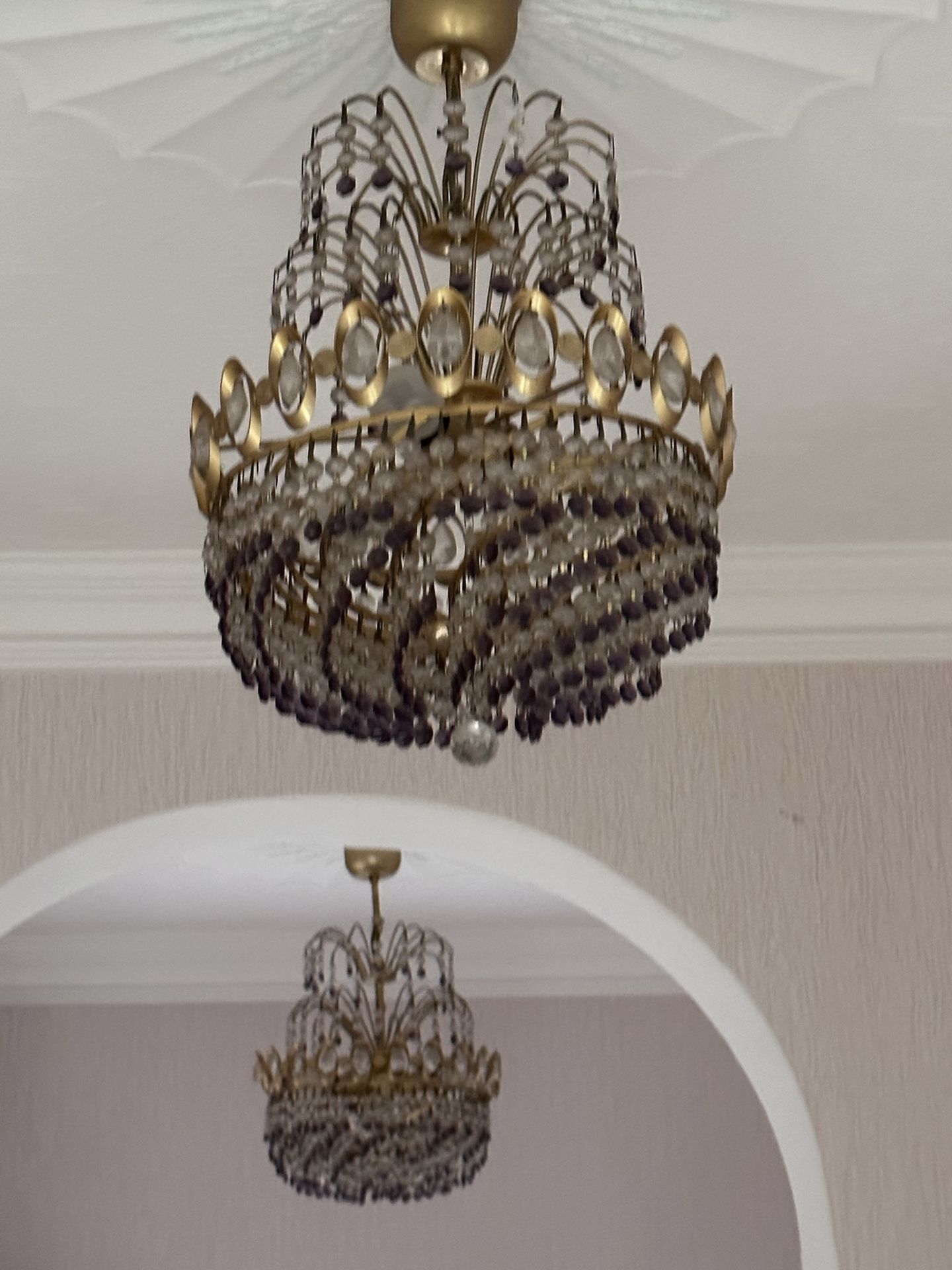 1 x REAL CRYSTAL And Gemstone Gold Plated Pendant Ceiling Light - Image 5 of 7